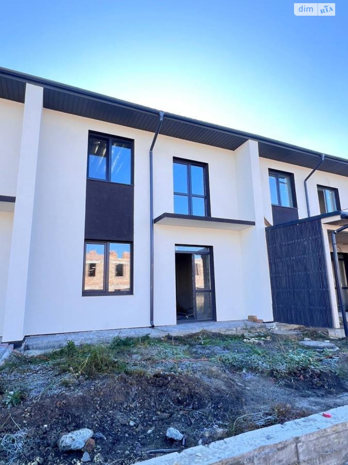 двухэтажный таунхаус, 125 кв. м, кирпич. Продажа в Криховцах фото 1 двухэтажный таунхаус, 125 кв. м, кирпич. Продажа в Криховцах фото 1