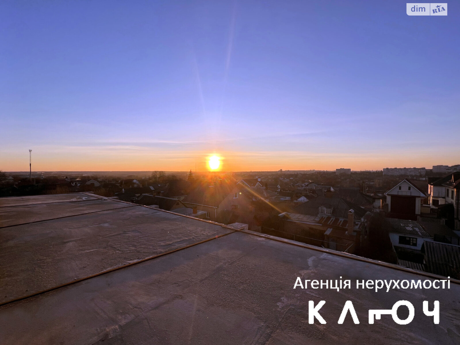 триповерховий таунхаус, 134 кв. м, газобетон. Продаж в Кропивницькому, район Велика Балка фото 1 триповерховий таунхаус, 134 кв. м, газобетон. Продаж в Кропивницькому, район Велика Балка фото 1