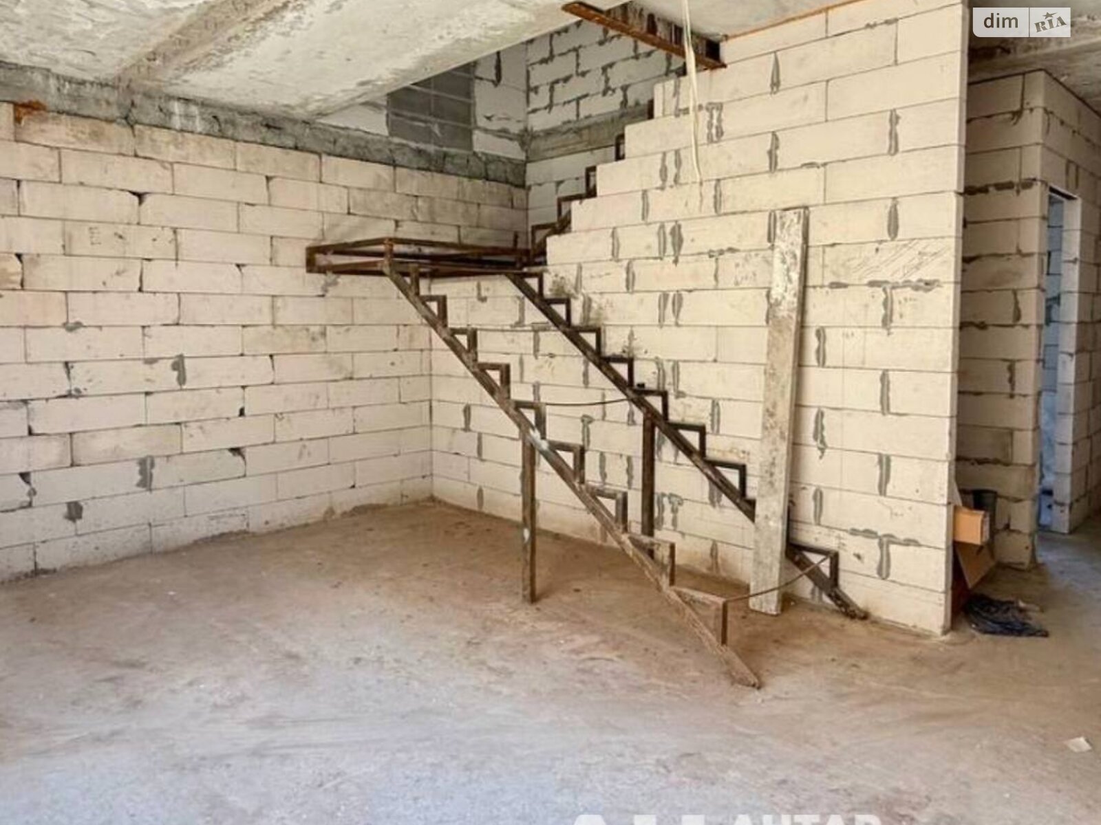 двухэтажный таунхаус, 84 кв. м, газобетон. Продажа в Кропивницком район Поселок Горный фото 1