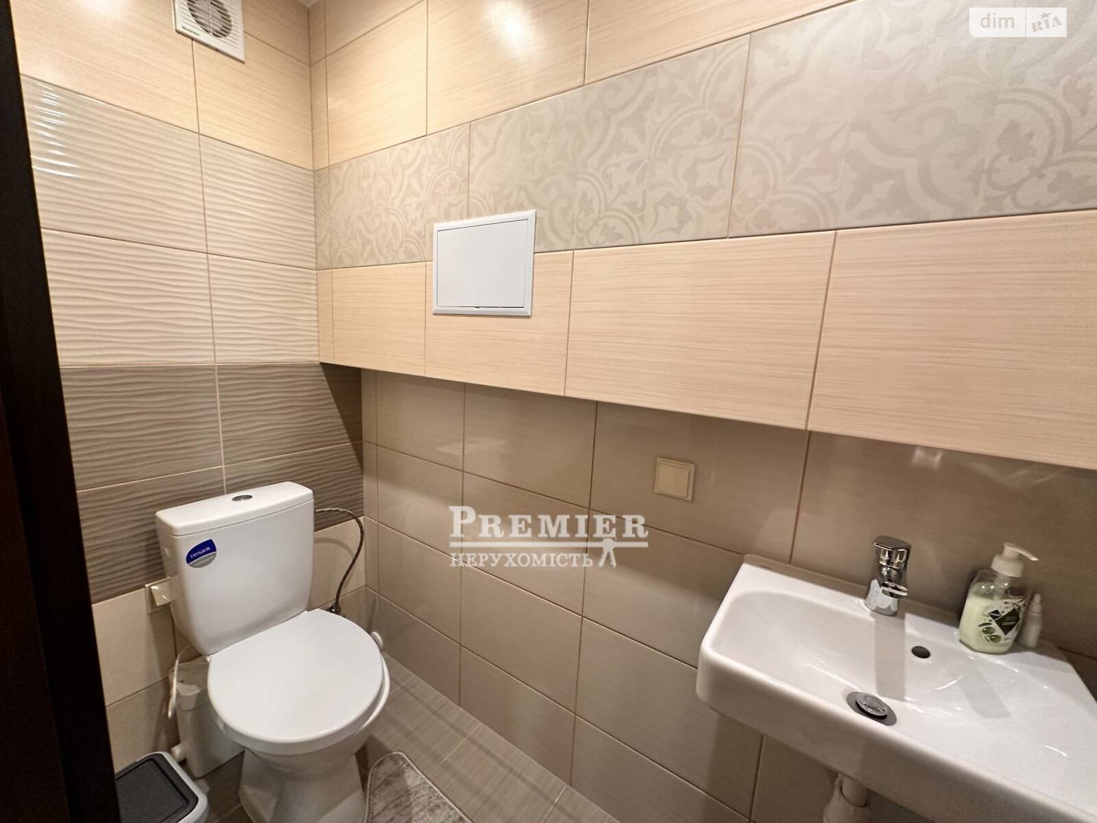 триповерховий таунхаус, 135 кв. м, цегла. Продаж у Крижанівка фото 1