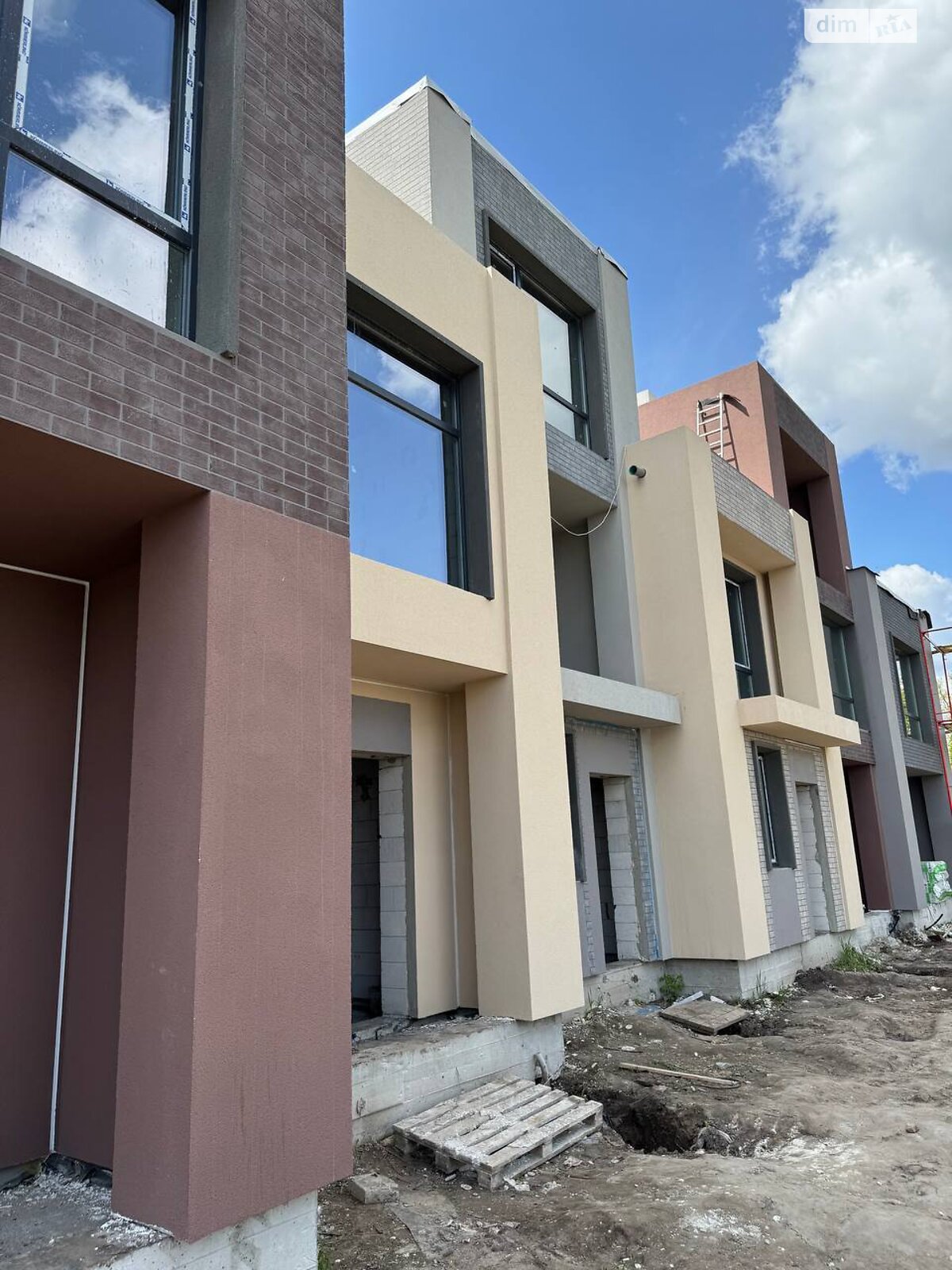 двоповерховий таунхаус, 56 кв. м, газобетон. Продаж у Крюківщині фото 1 двоповерховий таунхаус, 56 кв. м, газобетон. Продаж у Крюківщині фото 1