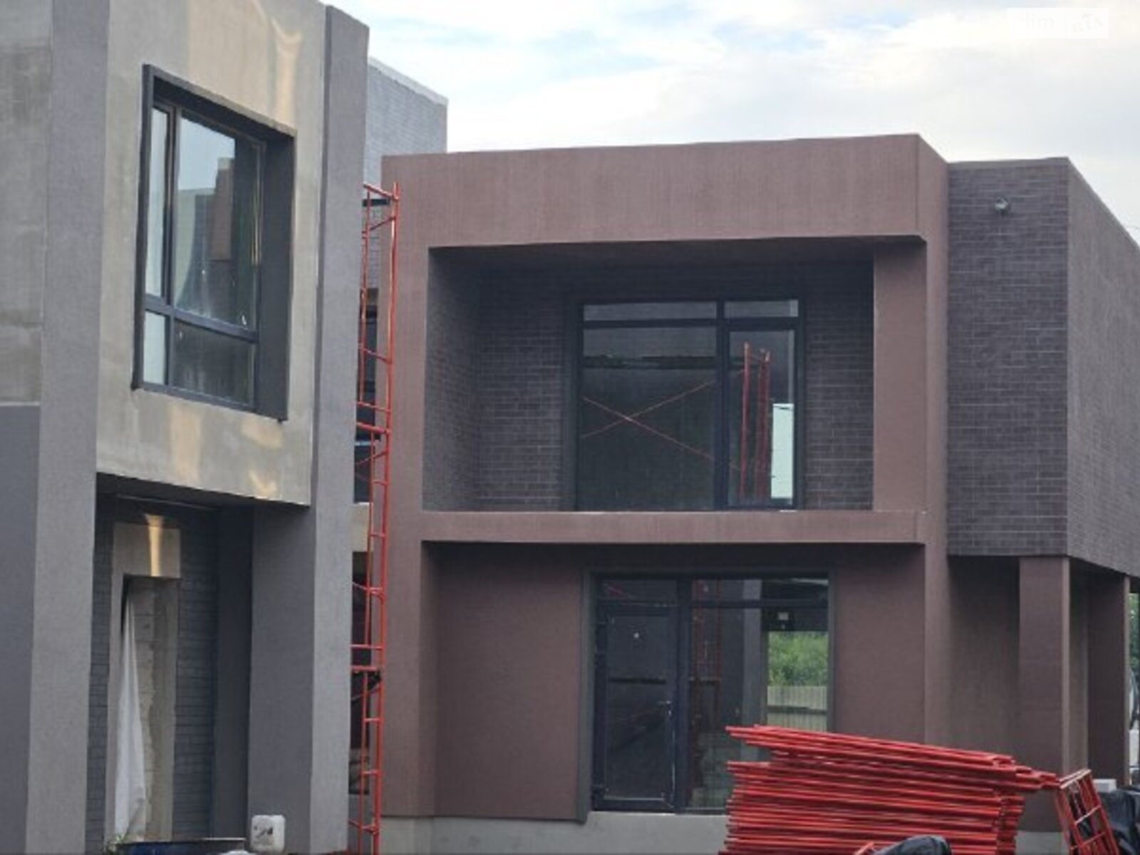 триповерховий таунхаус, 119 кв. м, газобетон. Продаж у Крюківщині фото 1 триповерховий таунхаус, 119 кв. м, газобетон. Продаж у Крюківщині фото 1