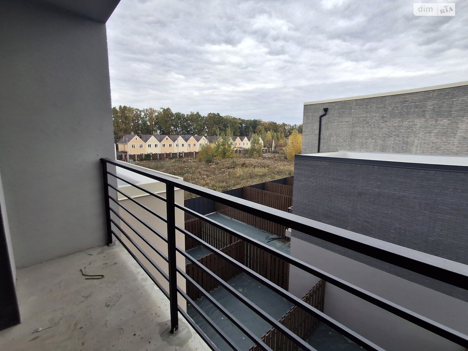 триповерховий таунхаус, 81 кв. м, газобетон. Продаж у Крюківщині фото 1