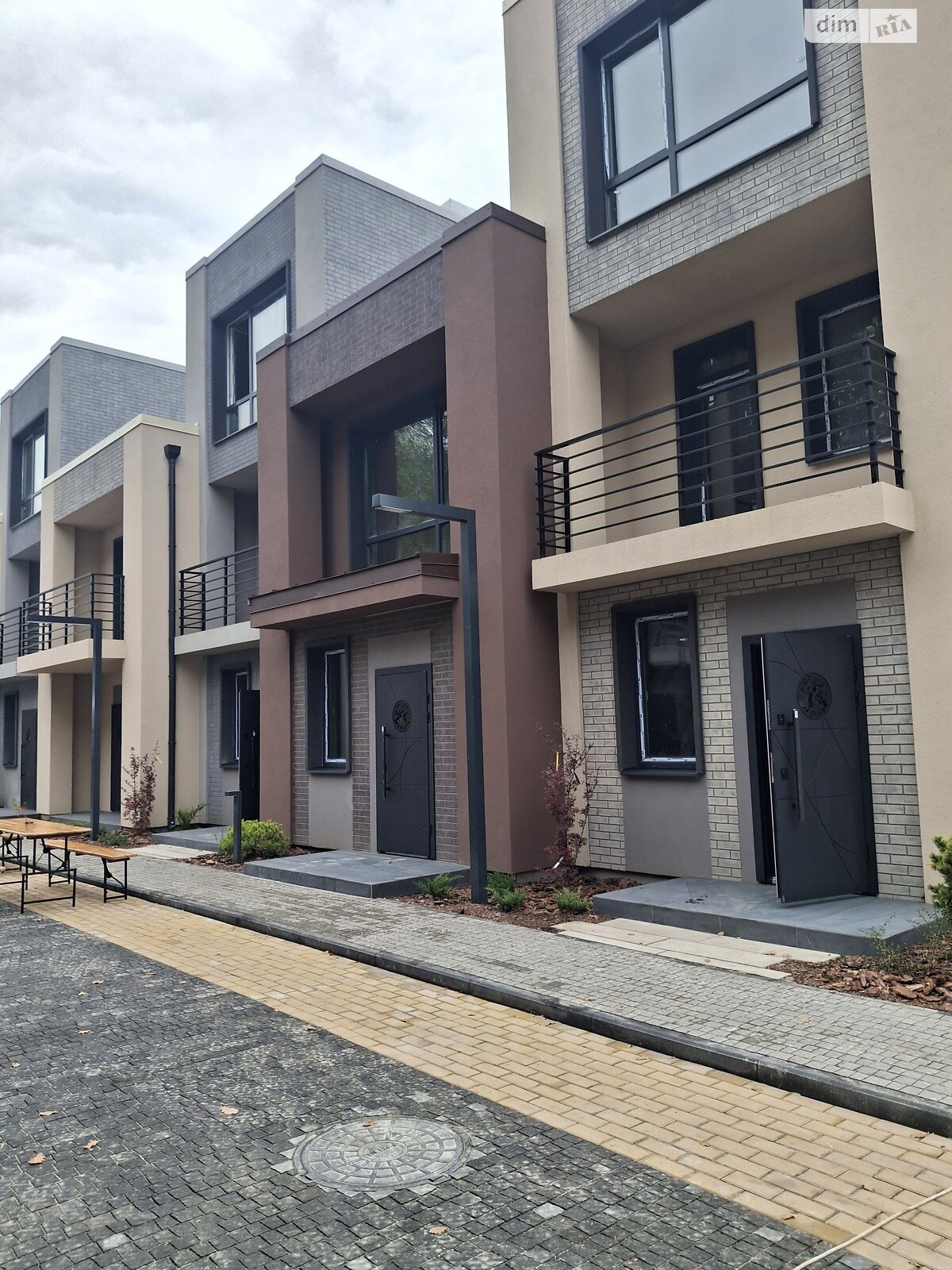 триповерховий таунхаус, 81 кв. м, газобетон. Продаж у Крюківщині фото 1