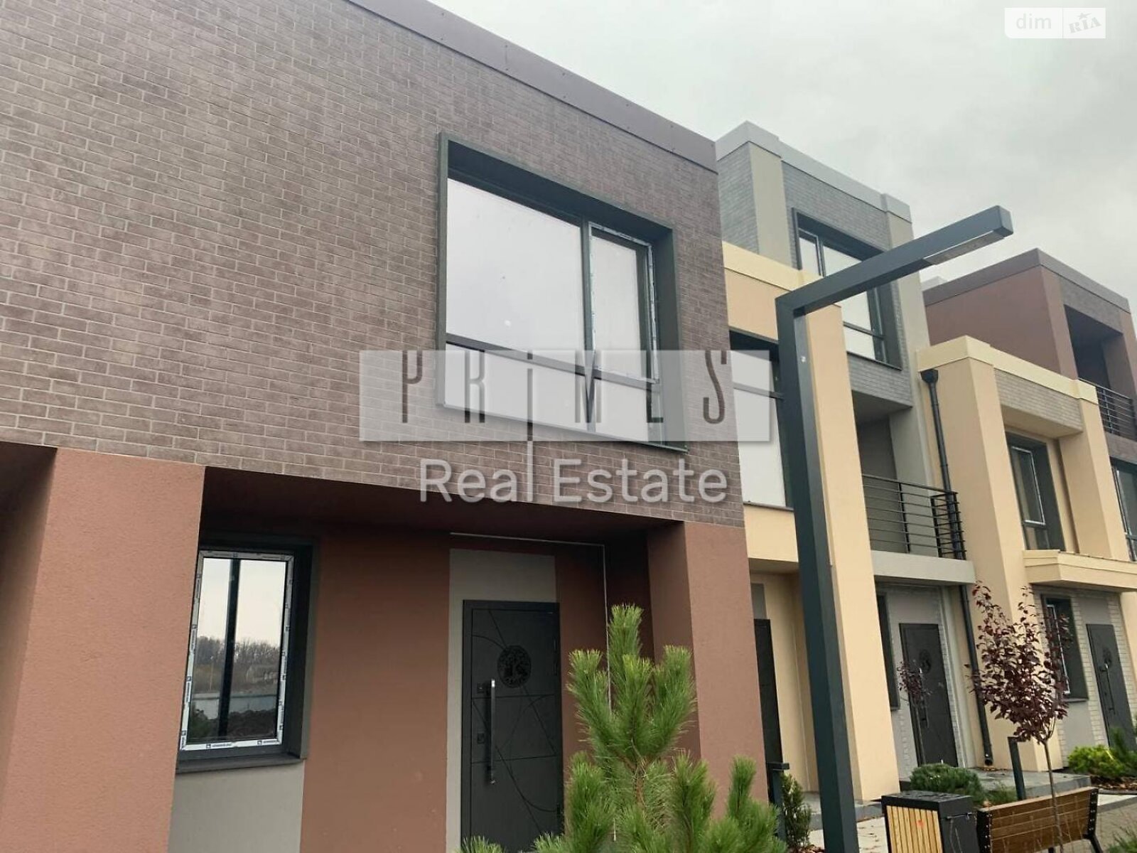 двухэтажный таунхаус, 111 кв. м, кирпич. Продажа в Крюковщине фото 1 двухэтажный таунхаус, 111 кв. м, кирпич. Продажа в Крюковщине фото 1