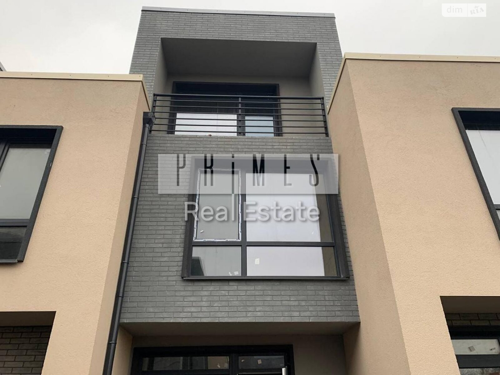 трехэтажный таунхаус, 92 кв. м, кирпич. Продажа в Крюковщине фото 1