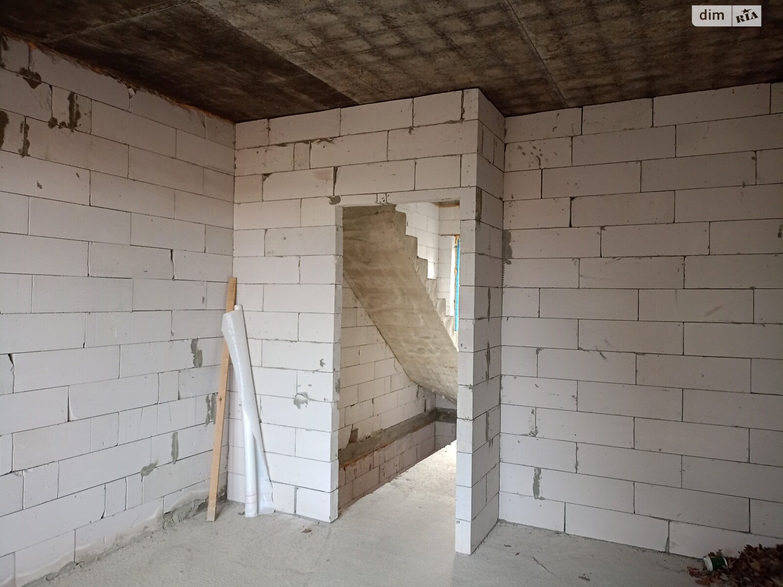 триповерховий таунхаус, 97 кв. м, газобетон. Продаж у Крюківщині фото 1 триповерховий таунхаус, 97 кв. м, газобетон. Продаж у Крюківщині фото 1