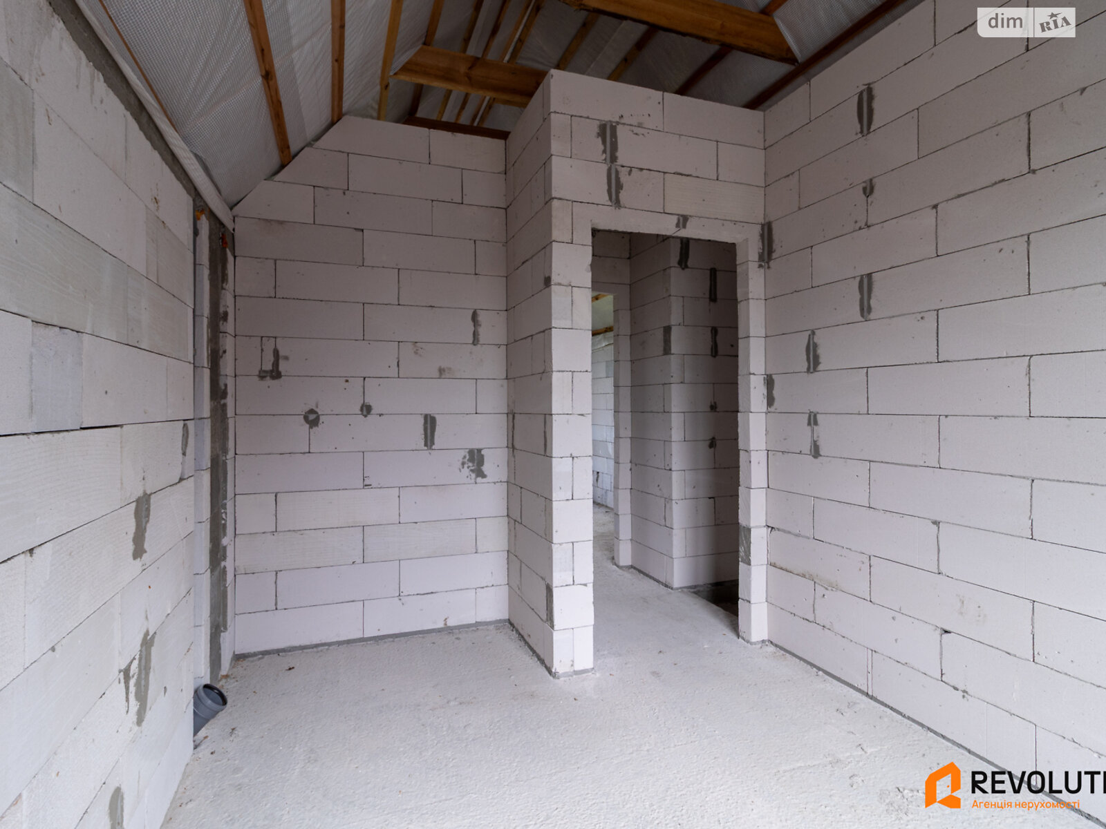 триповерховий таунхаус, 84.4 кв. м, газобетон. Продаж у Крюківщині фото 1