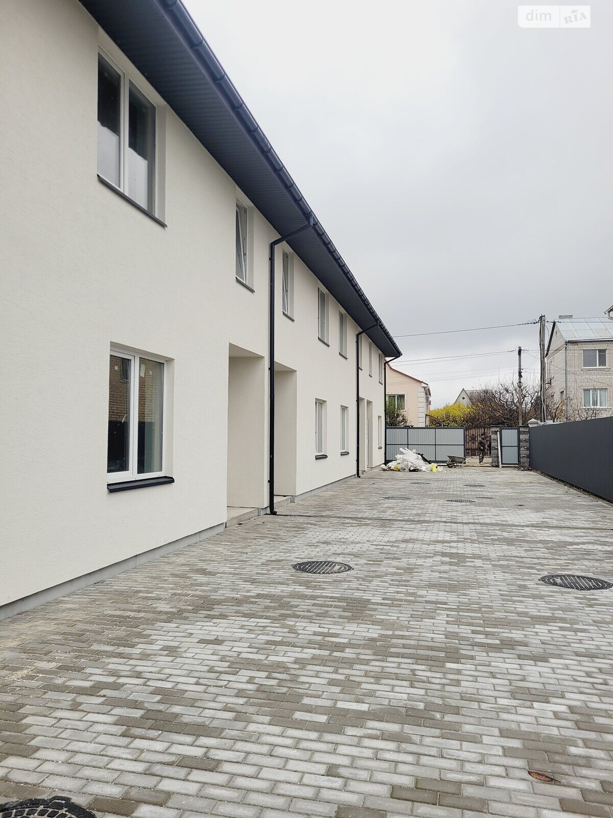 двухэтажный таунхаус, 110 кв. м, газобетон. Продажа в Крюковщине фото 1