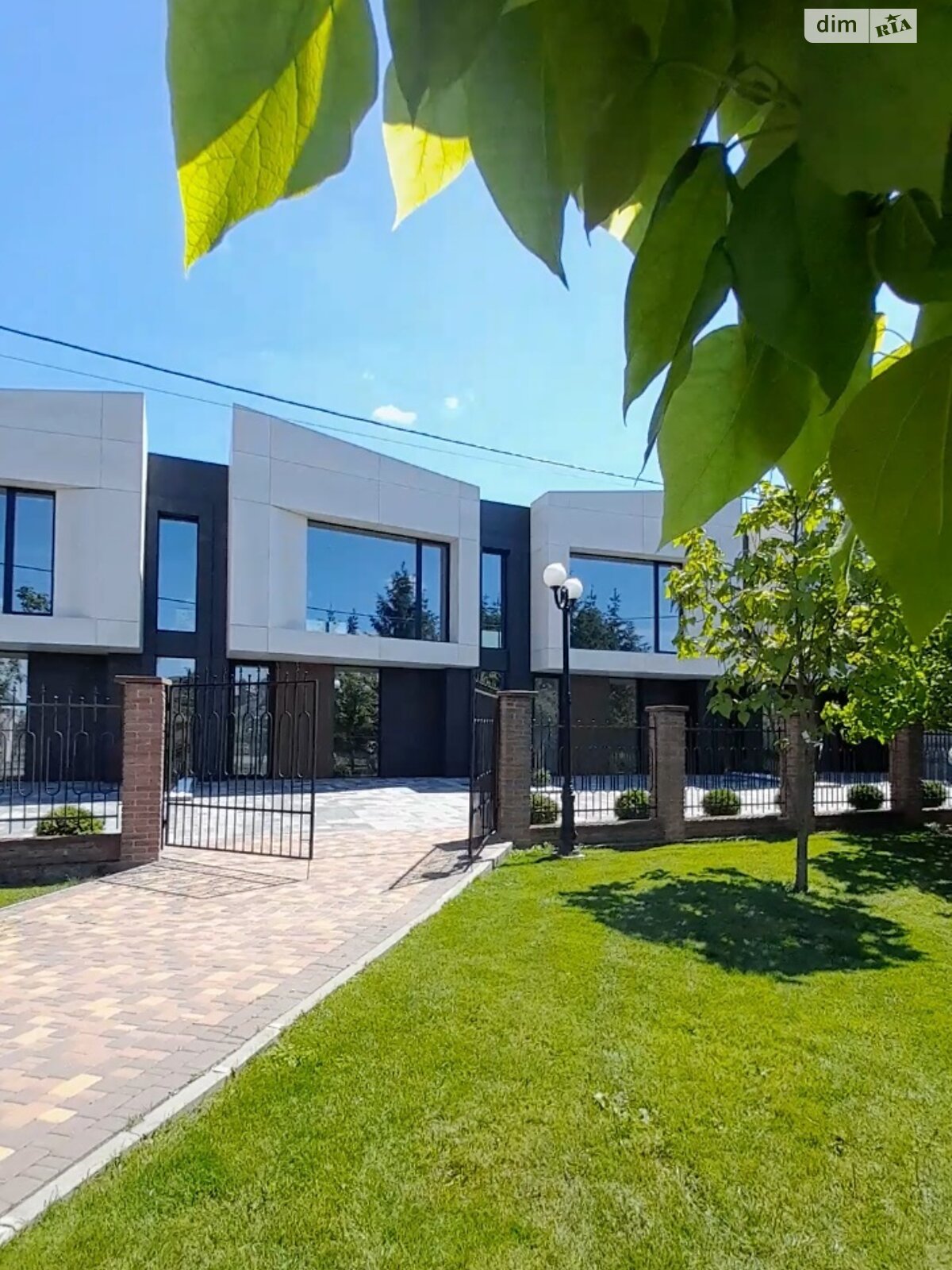 двоповерховий таунхаус, 140 кв. м, керамический блок. Продаж у Крюківщині фото 1 двоповерховий таунхаус, 140 кв. м, керамический блок. Продаж у Крюківщині фото 1