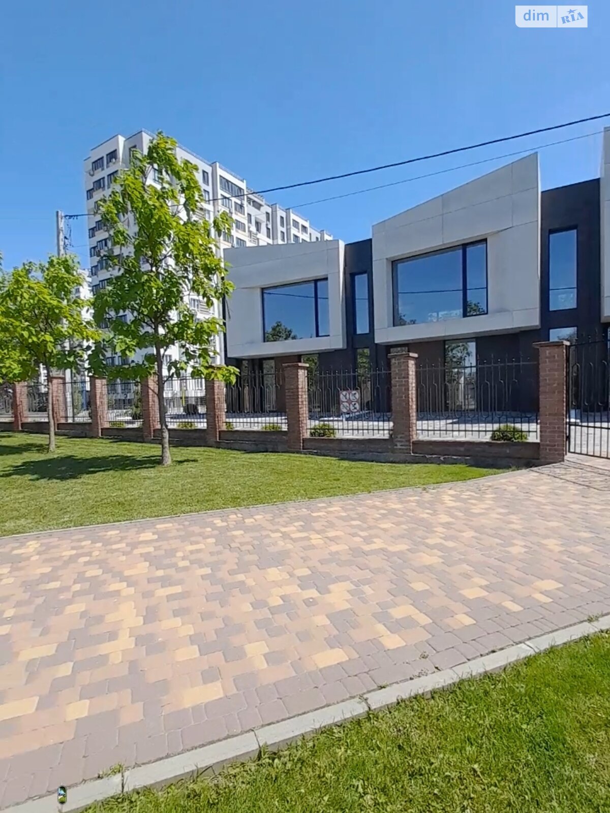 двоповерховий таунхаус, 140 кв. м, керамический блок. Продаж у Крюківщині фото 1 двоповерховий таунхаус, 140 кв. м, керамический блок. Продаж у Крюківщині фото 1