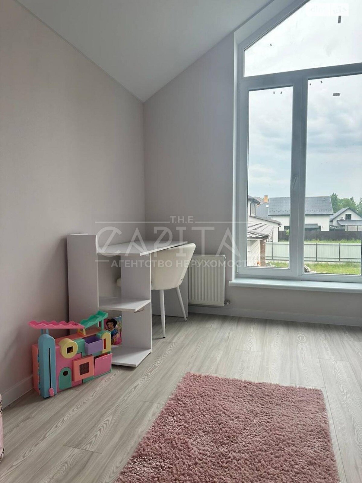 двухэтажный таунхаус, 120 кв. м, кирпич. Продажа в Крюковщине фото 1 двухэтажный таунхаус, 120 кв. м, кирпич. Продажа в Крюковщине фото 1