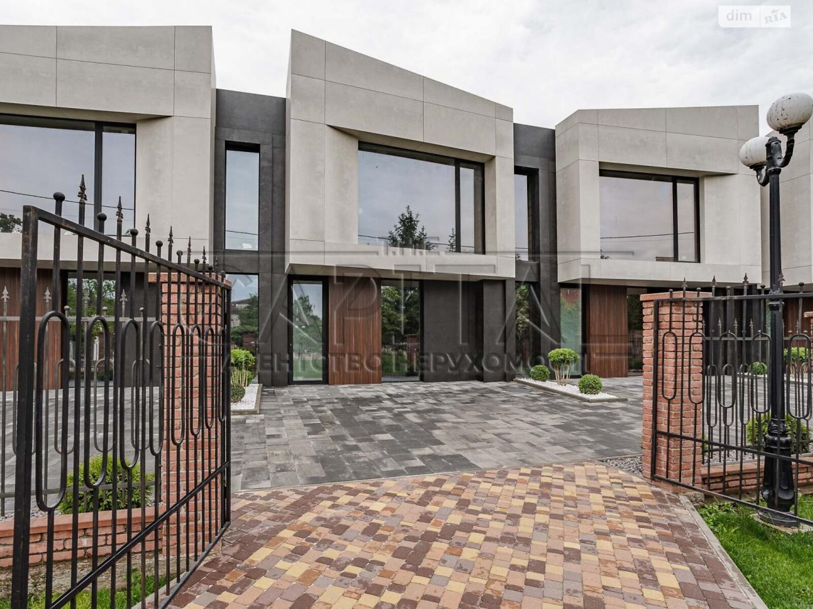 двоповерховий таунхаус, 145 кв. м, кирпич. Продаж у Крюківщині фото 1 двоповерховий таунхаус, 145 кв. м, кирпич. Продаж у Крюківщині фото 1