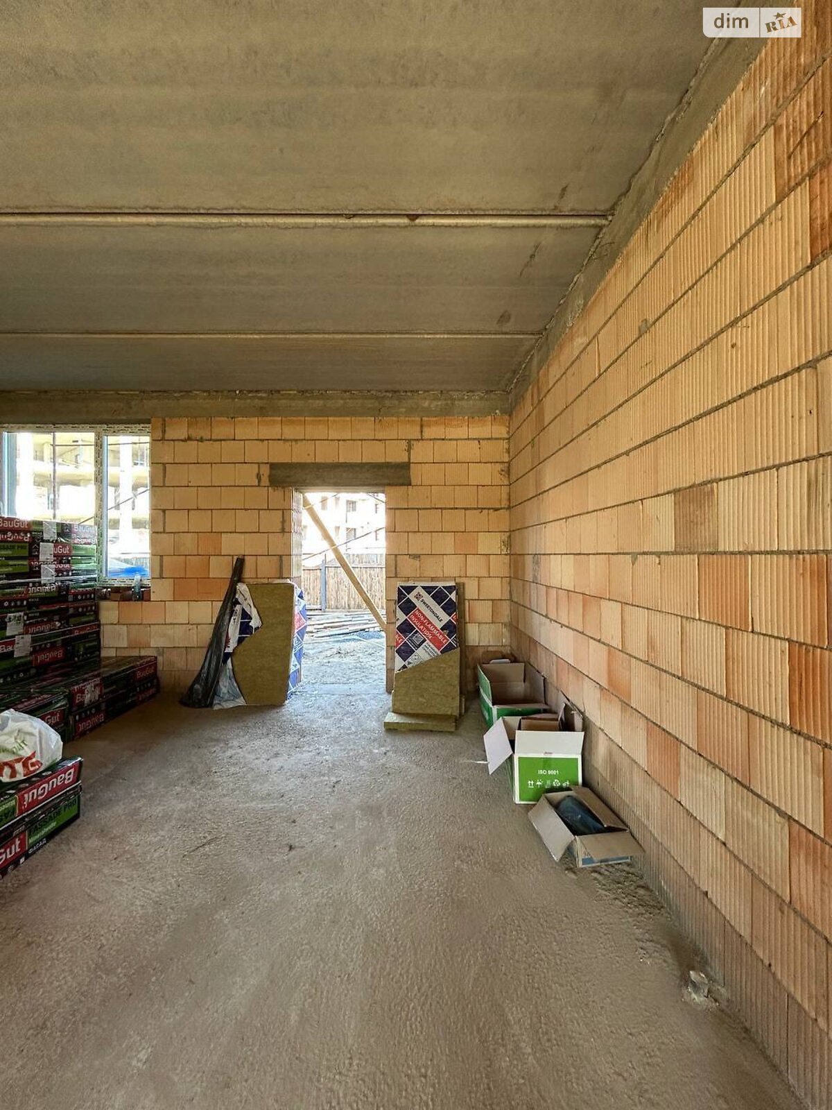 двухэтажный таунхаус, 122 кв. м, кирпич. Продажа в Лески фото 1 двухэтажный таунхаус, 122 кв. м, кирпич. Продажа в Лески фото 1