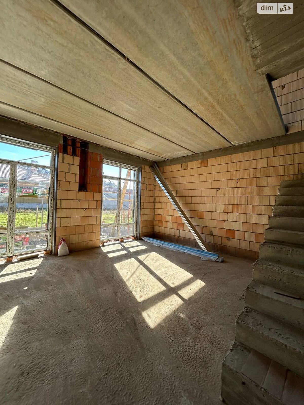 двухэтажный таунхаус, 122 кв. м, кирпич. Продажа в Лески фото 1 двухэтажный таунхаус, 122 кв. м, кирпич. Продажа в Лески фото 1