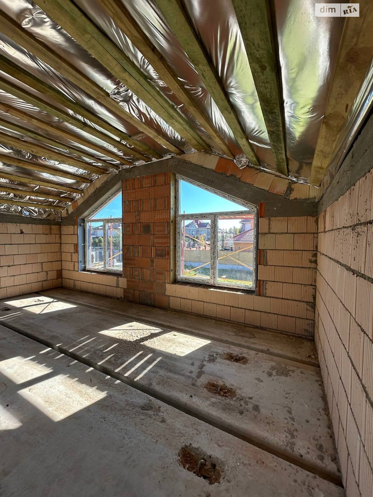 двухэтажный таунхаус, 122 кв. м, кирпич. Продажа в Лески фото 1 двухэтажный таунхаус, 122 кв. м, кирпич. Продажа в Лески фото 1