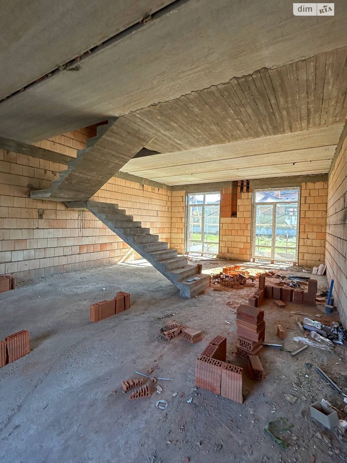 двухэтажный таунхаус, 122 кв. м, кирпич. Продажа в Лески фото 1 двухэтажный таунхаус, 122 кв. м, кирпич. Продажа в Лески фото 1