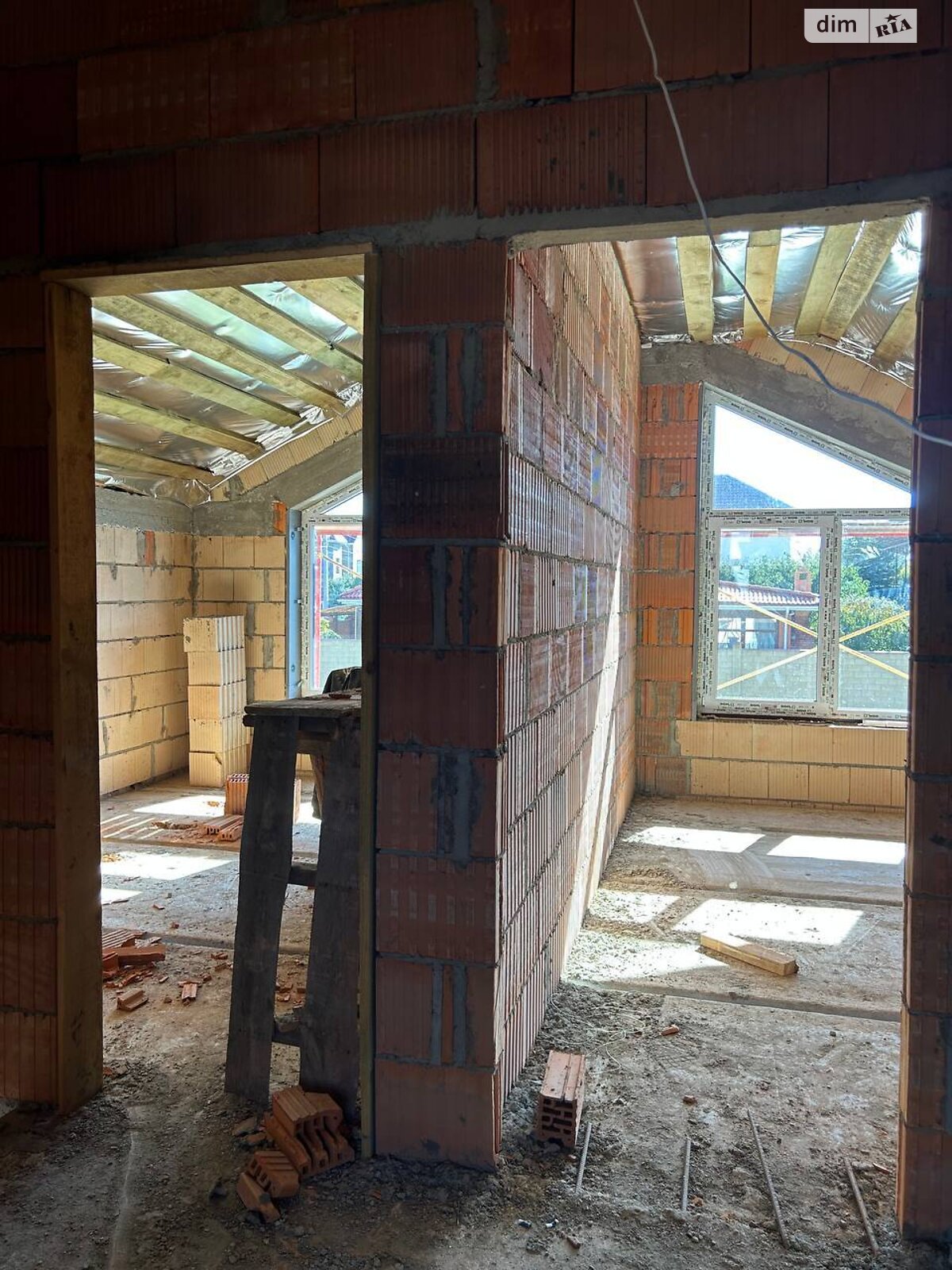 двухэтажный таунхаус, 122 кв. м, кирпич. Продажа в Лески фото 1 двухэтажный таунхаус, 122 кв. м, кирпич. Продажа в Лески фото 1