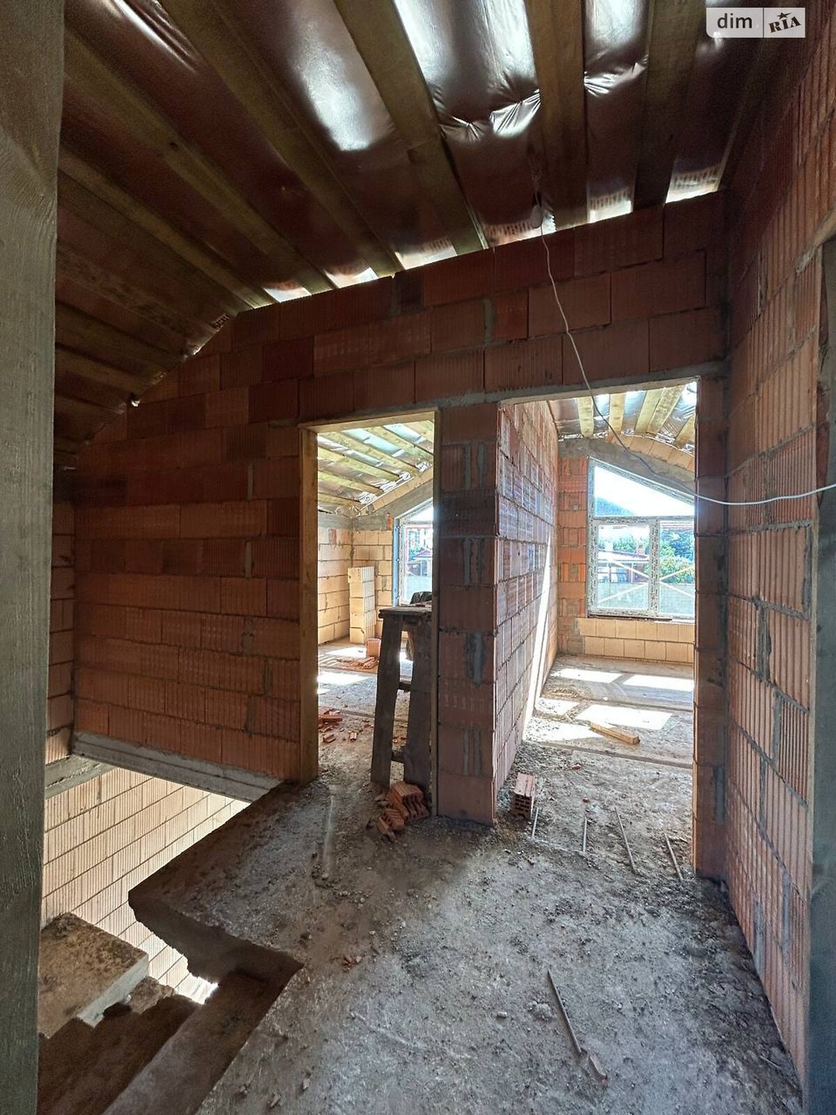 двухэтажный таунхаус, 122 кв. м, кирпич. Продажа в Лески фото 1 двухэтажный таунхаус, 122 кв. м, кирпич. Продажа в Лески фото 1