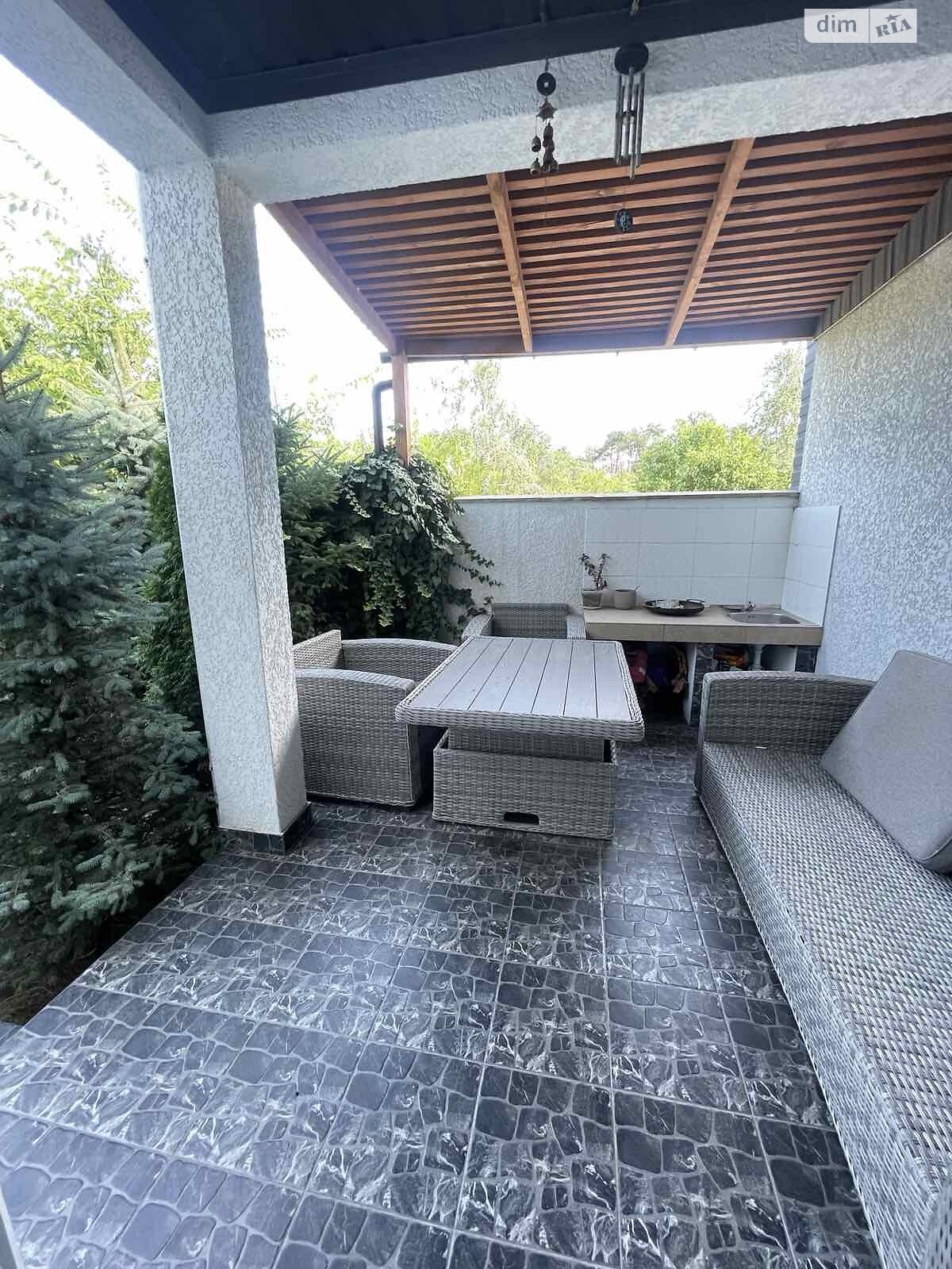 двухэтажный таунхаус, 115 кв. м, кирпич. Продажа в Лески фото 1 двухэтажный таунхаус, 115 кв. м, кирпич. Продажа в Лески фото 1