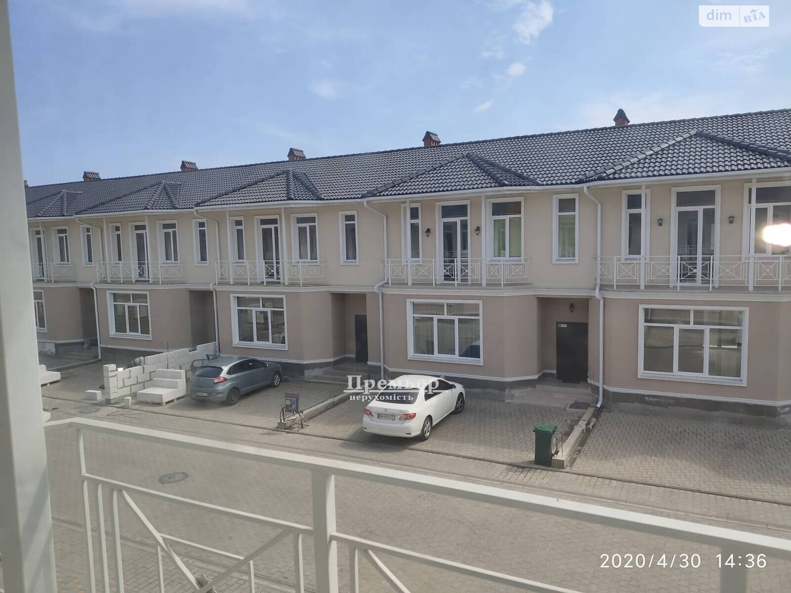 двухэтажный таунхаус, 145 кв. м, кирпич. Продажа в Лиманке район Червоный Хутор фото 1 двухэтажный таунхаус, 145 кв. м, кирпич. Продажа в Лиманке район Червоный Хутор фото 1
