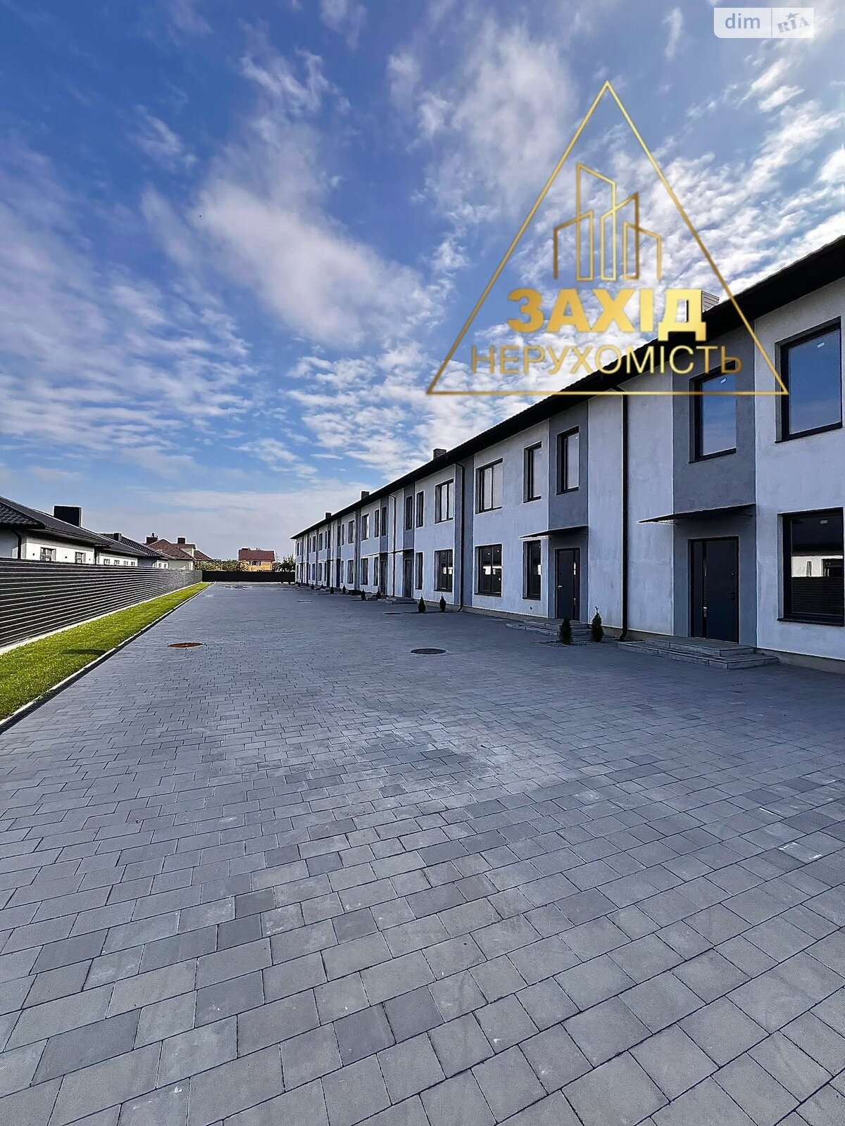 двухэтажный таунхаус, 93 кв. м, кирпич. Продажа в Луцке район ГПЗ фото 1 двухэтажный таунхаус, 93 кв. м, кирпич. Продажа в Луцке район ГПЗ фото 1