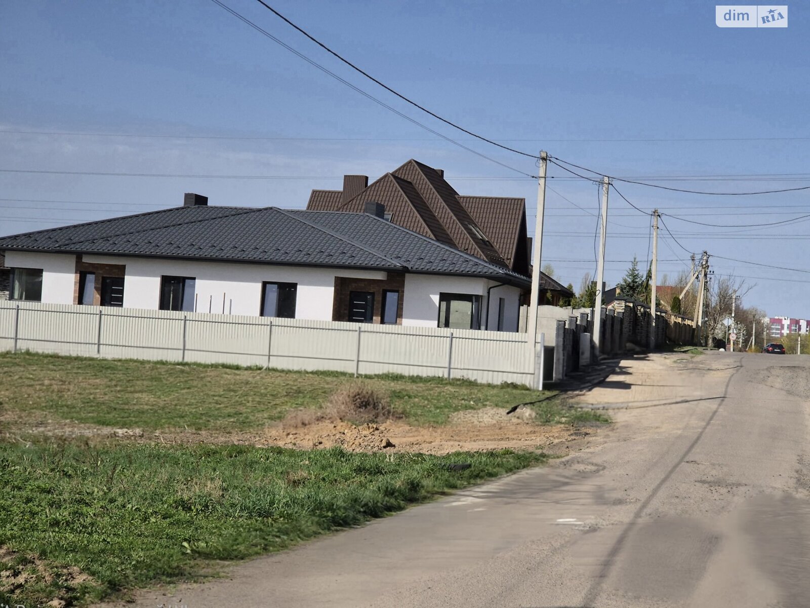 одноэтажный таунхаус, 83 кв. м, кирпич. Продажа в Липинах фото 1 одноэтажный таунхаус, 83 кв. м, кирпич. Продажа в Липинах фото 1