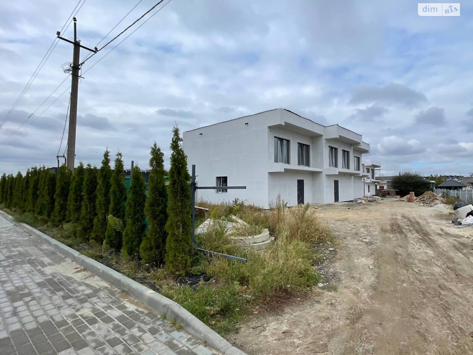 двухэтажный таунхаус, 98 кв. м, кирпич. Продажа в Луцке фото 1 двухэтажный таунхаус, 98 кв. м, кирпич. Продажа в Луцке фото 1