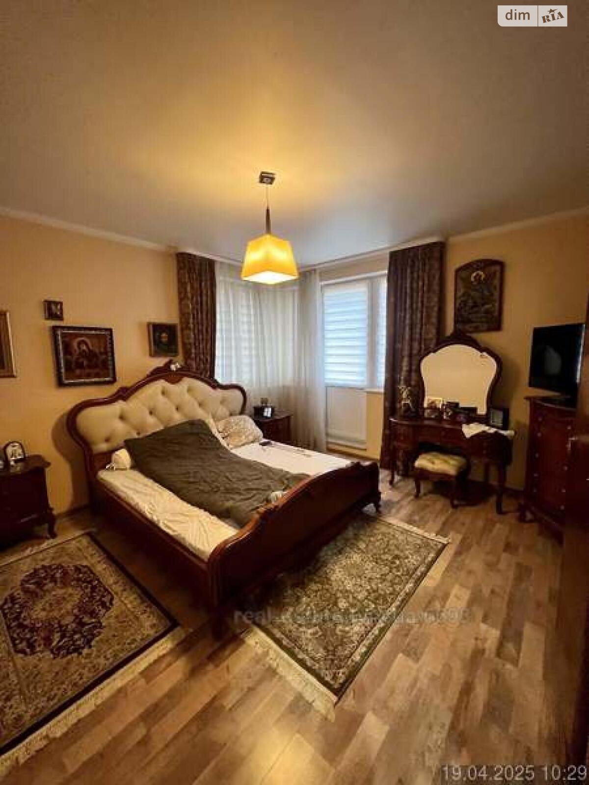 трехэтажный таунхаус, 230 кв. м, кирпич. Продажа в Львове район Франковский фото 1 трехэтажный таунхаус, 230 кв. м, кирпич. Продажа в Львове район Франковский фото 1