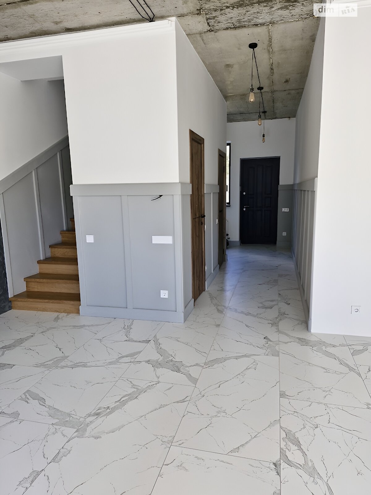 триповерховий таунхаус, 203 кв. м, піноблок. Продаж в Львові, район Кайзервальд фото 1 триповерховий таунхаус, 203 кв. м, піноблок. Продаж в Львові, район Кайзервальд фото 1