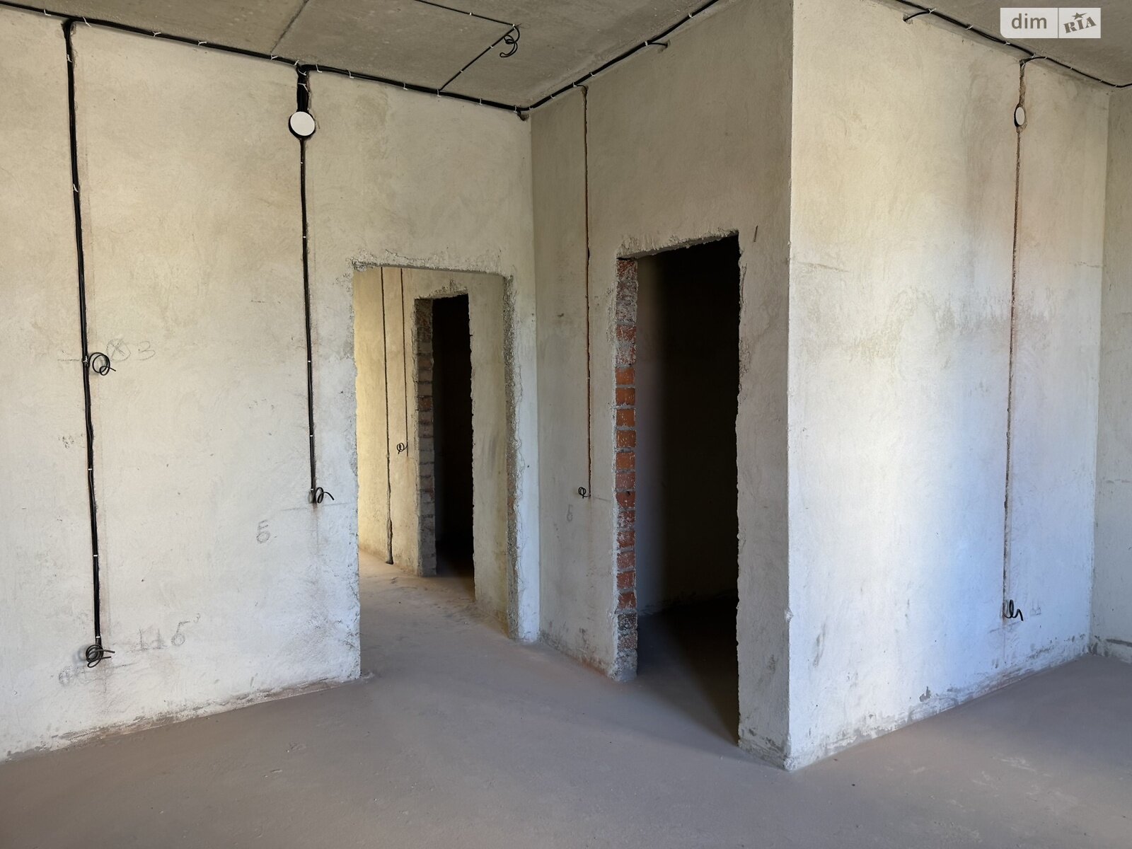 двухэтажный таунхаус, 116.8 кв. м, кирпич. Продажа в Львове район Кривчицы фото 1 двухэтажный таунхаус, 116.8 кв. м, кирпич. Продажа в Львове район Кривчицы фото 1