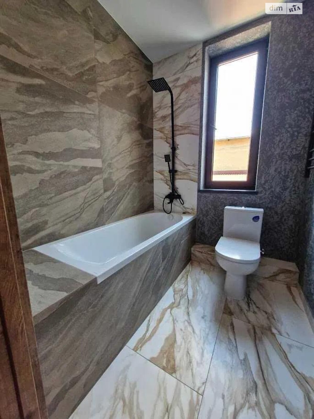 триповерховий таунхаус, 205 кв. м, цегла. Продаж в Львові, район Личаківський фото 1