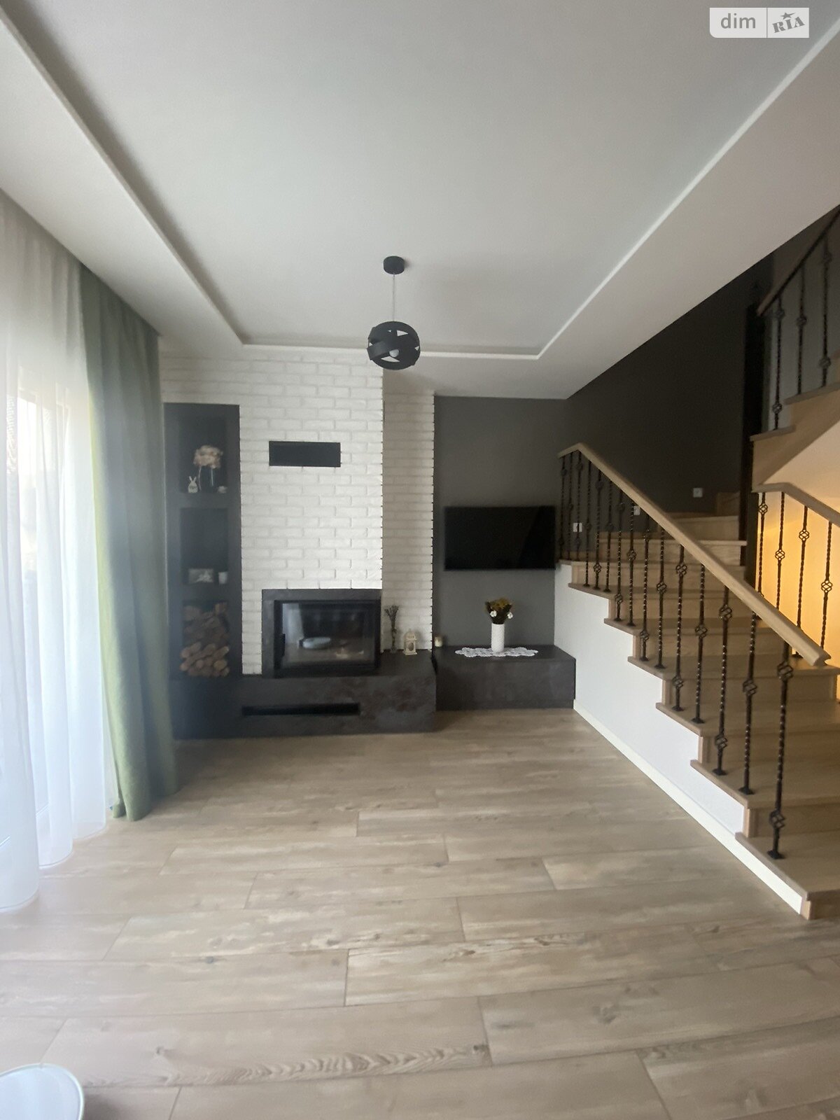 триповерховий таунхаус, 155 кв. м, газобетон. Продаж в Львові, район Сихівський фото 1 триповерховий таунхаус, 155 кв. м, газобетон. Продаж в Львові, район Сихівський фото 1
