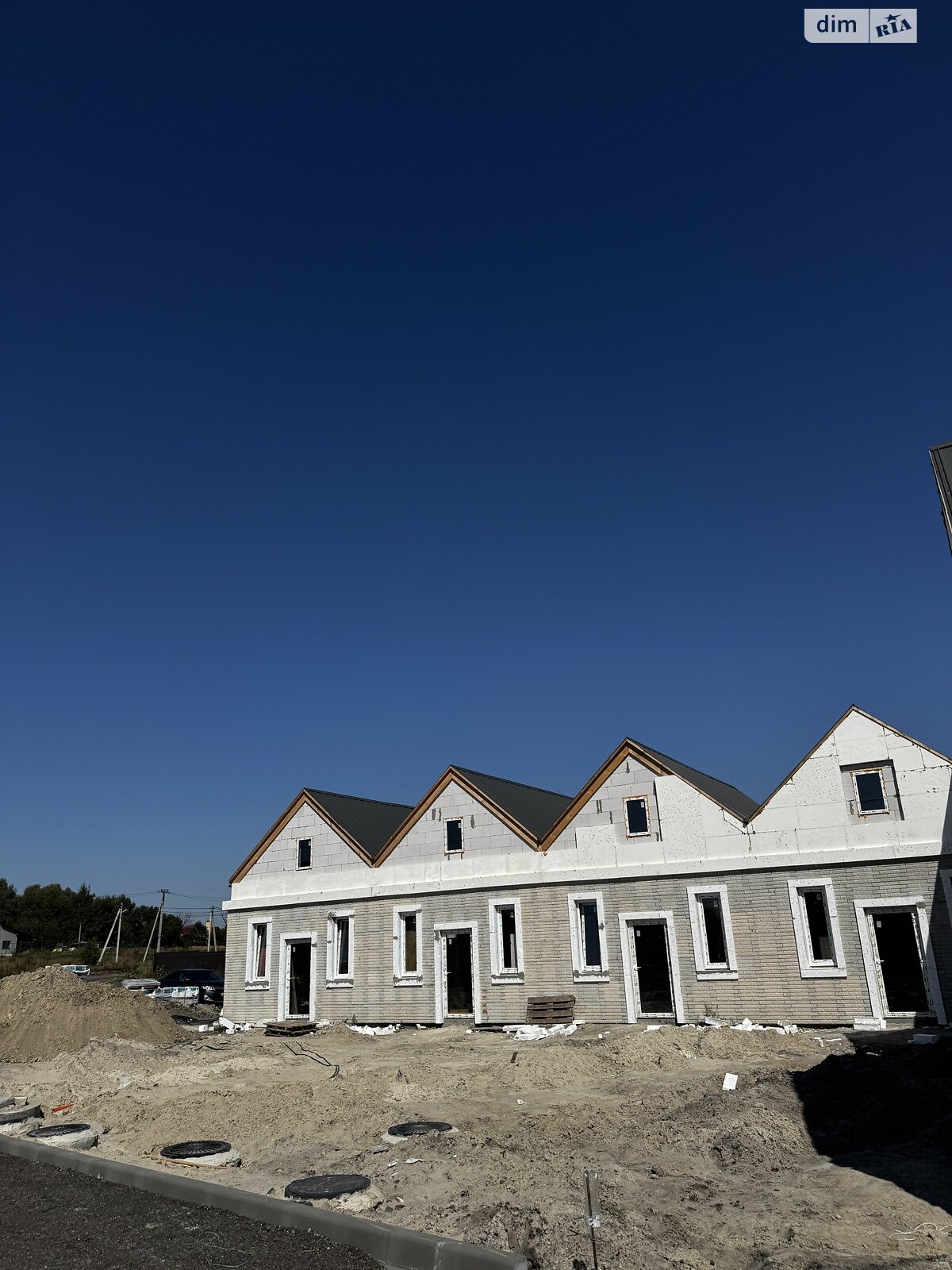 двоповерховий таунхаус, 36 кв. м, газобетон. Продаж у Михайлівці-Рубежівці фото 1 двоповерховий таунхаус, 36 кв. м, газобетон. Продаж у Михайлівці-Рубежівці фото 1
