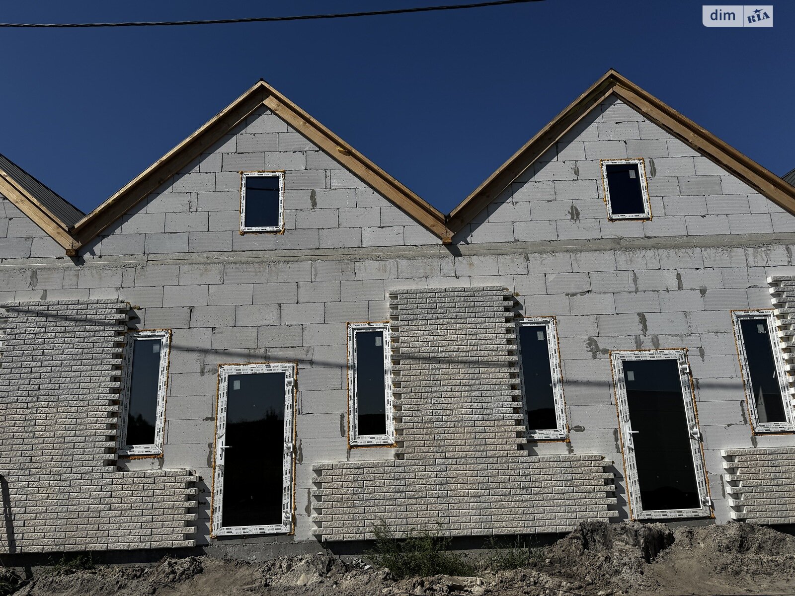 двоповерховий таунхаус, 36 кв. м, газобетон. Продаж у Михайлівці-Рубежівці фото 1 двоповерховий таунхаус, 36 кв. м, газобетон. Продаж у Михайлівці-Рубежівці фото 1
