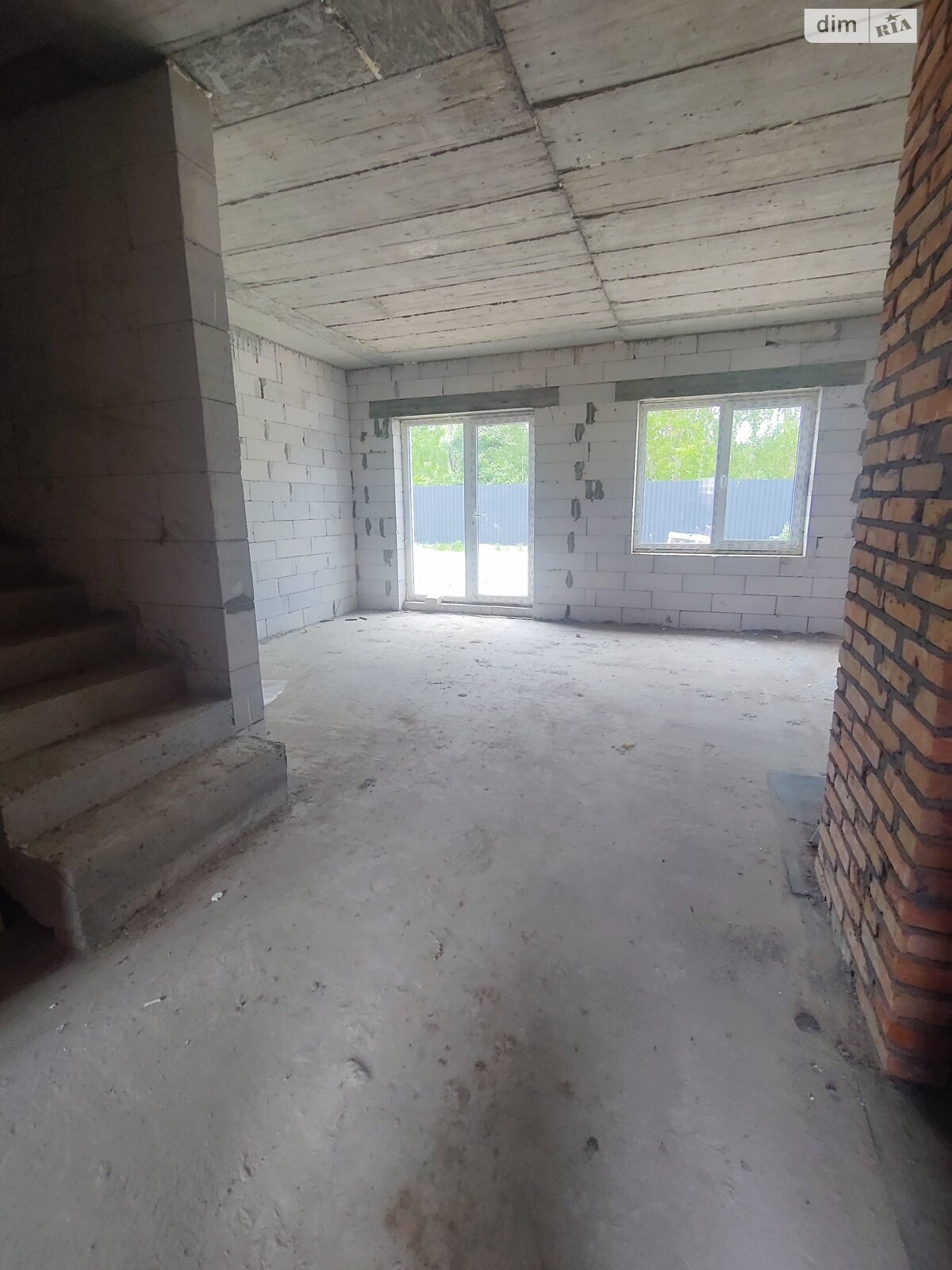 двухэтажный таунхаус, 102 кв. м, газобетон. Продажа в Михайловке-Рубежовке фото 1 двухэтажный таунхаус, 102 кв. м, газобетон. Продажа в Михайловке-Рубежовке фото 1