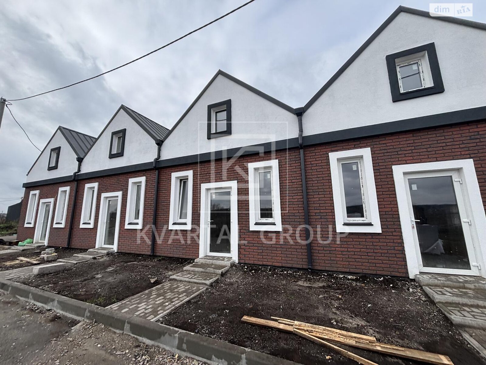 одноэтажный таунхаус, 34 кв. м, газобетон. Продажа в Михайловке-Рубежовке фото 1 одноэтажный таунхаус, 34 кв. м, газобетон. Продажа в Михайловке-Рубежовке фото 1