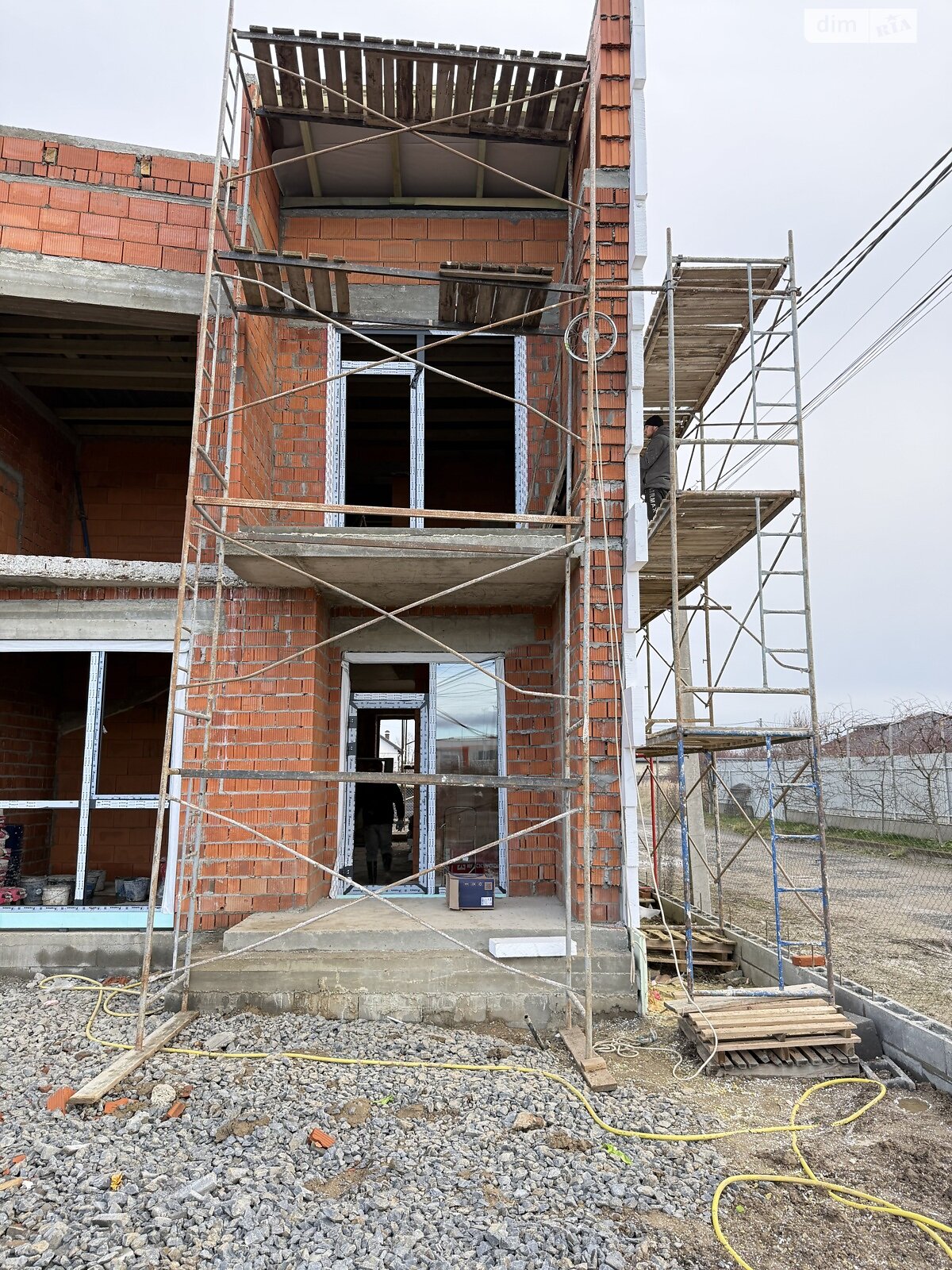 двоповерховий таунхаус, 140 кв. м, цегла. Продаж у Минаї фото 1