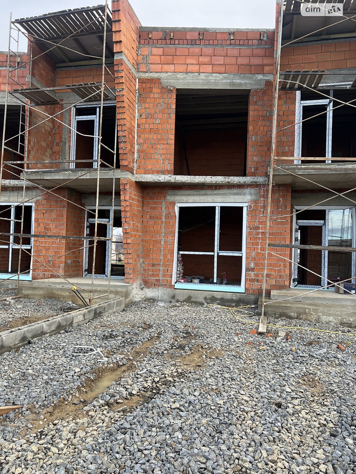 двоповерховий таунхаус, 145 кв. м, цегла. Продаж у Минаї фото 1