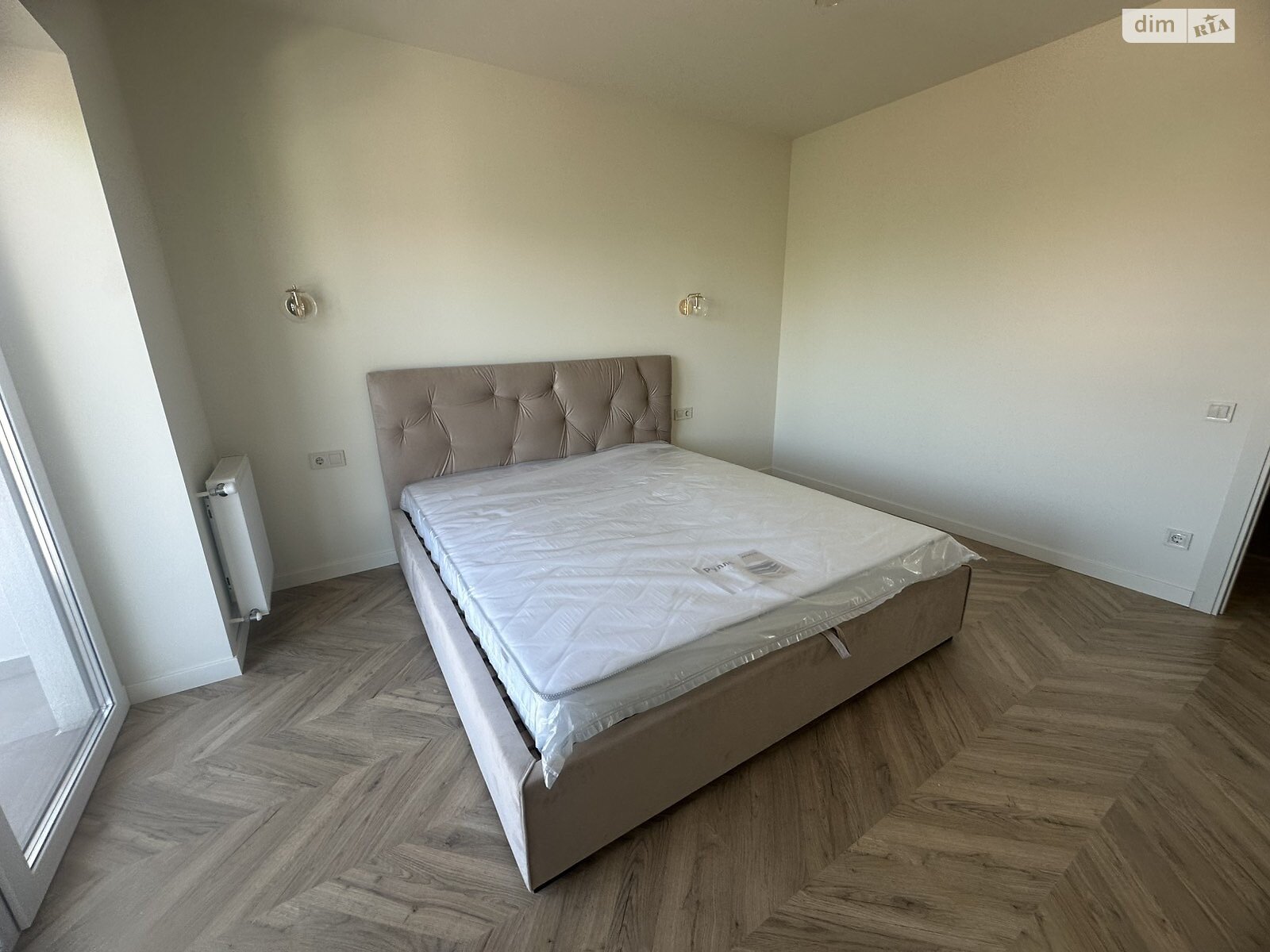 двоповерховий таунхаус, 135 кв. м, цегла. Продаж у Минаї фото 1