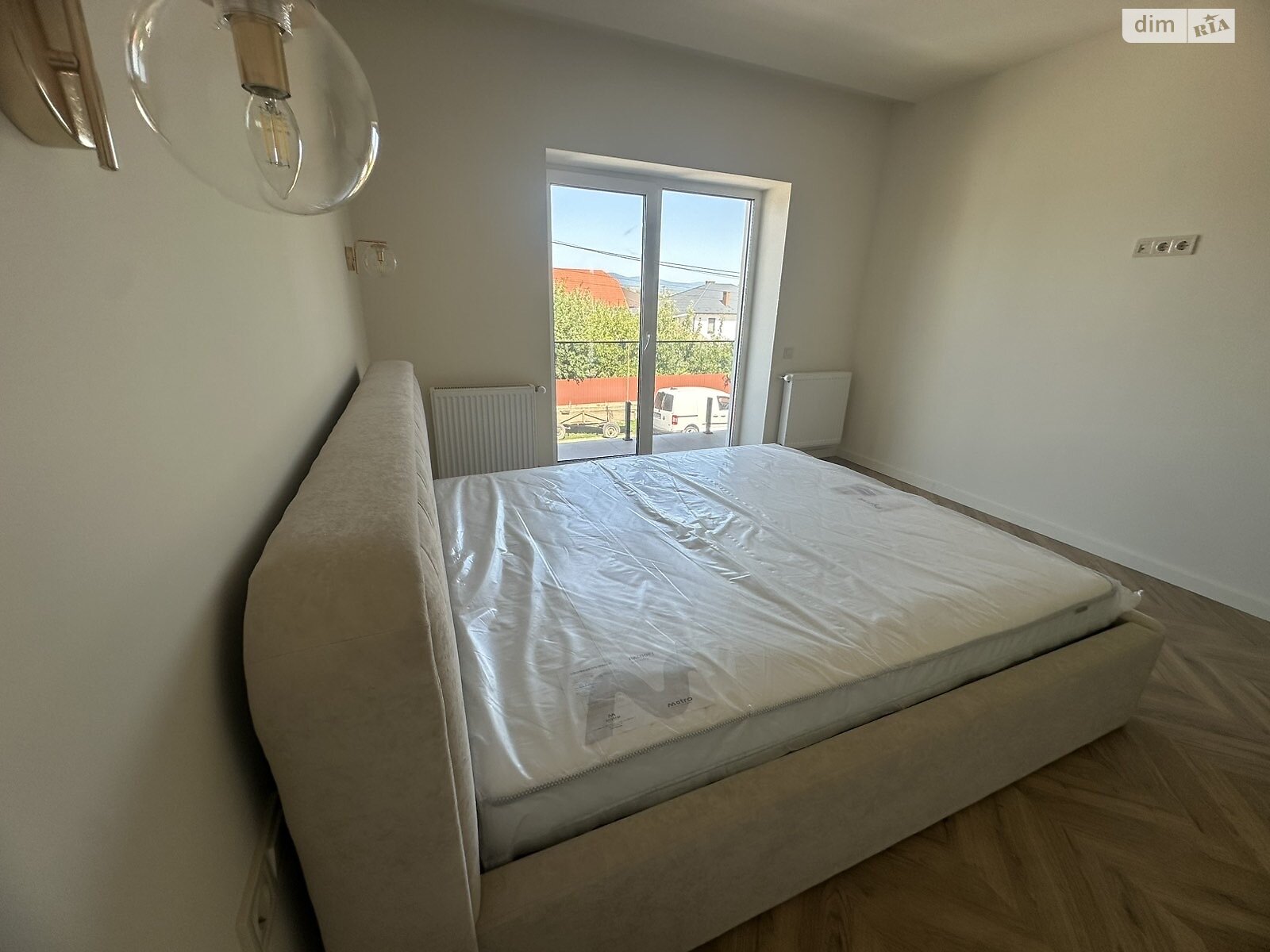 двоповерховий таунхаус, 135 кв. м, цегла. Продаж у Минаї фото 1