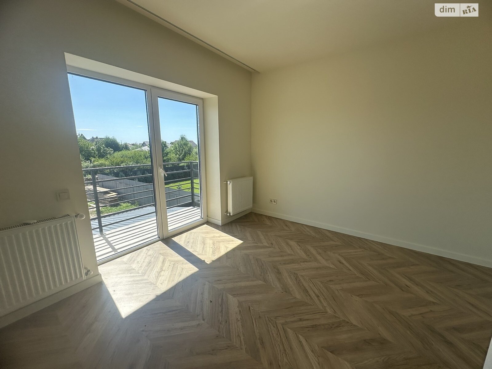 двоповерховий таунхаус, 135 кв. м, цегла. Продаж у Минаї фото 1