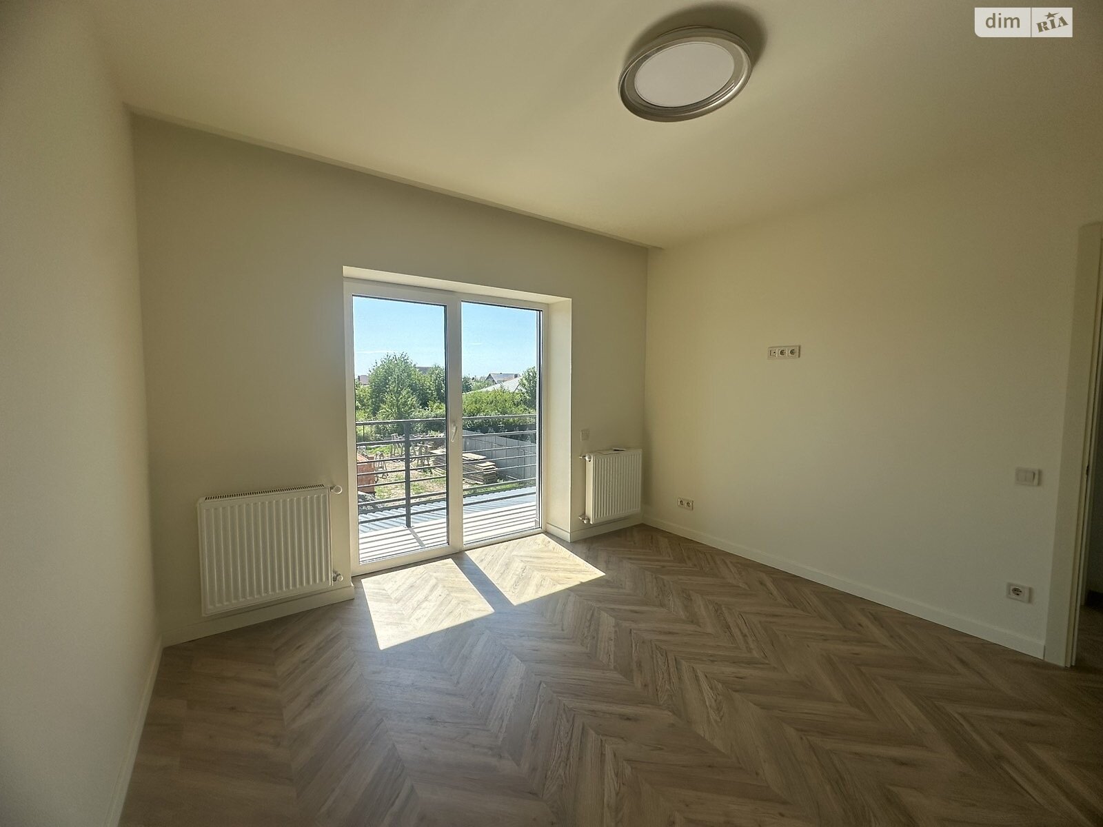 двоповерховий таунхаус, 135 кв. м, цегла. Продаж у Минаї фото 1