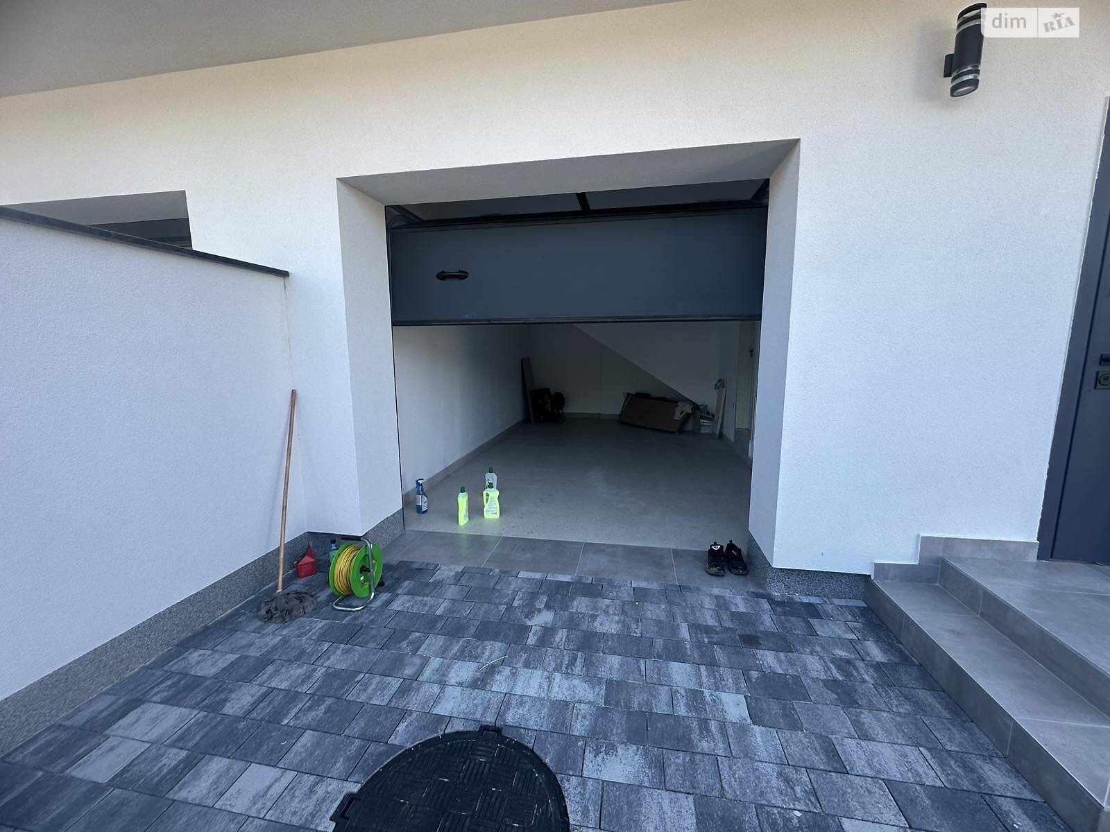 двоповерховий таунхаус, 135 кв. м, цегла. Продаж у Минаї фото 1