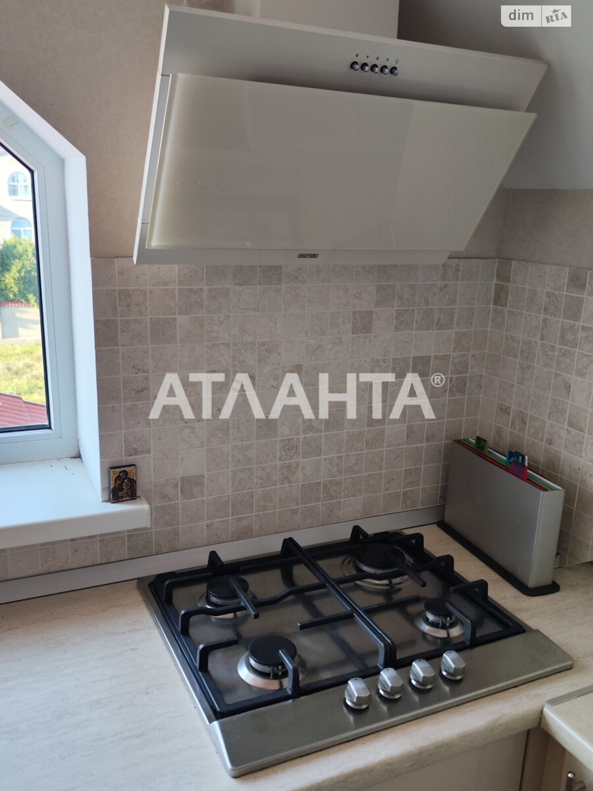 трехэтажный таунхаус, 104 кв. м, пенобетон. Продажа в Молодежном фото 2 трехэтажный таунхаус, 104 кв. м, пенобетон. Продажа в Молодежном фото 2