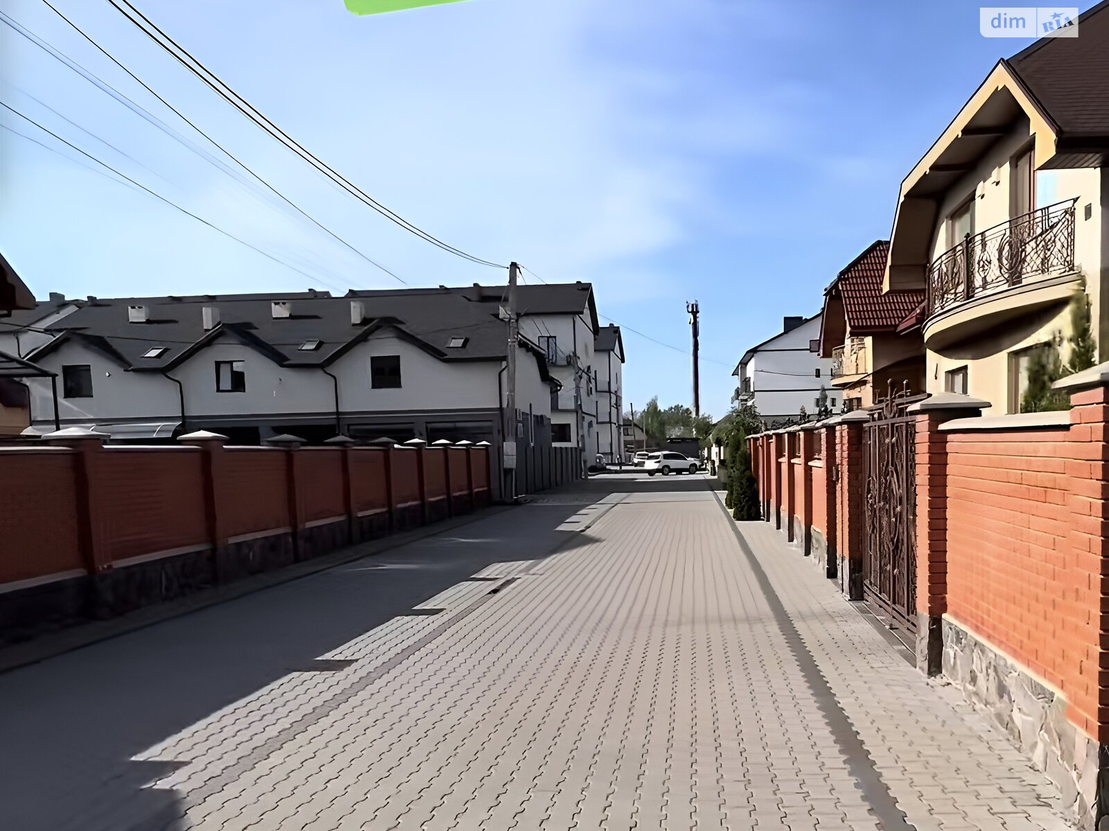 двоповерховий таунхаус, 175 кв. м, цегла. Продаж в Мукачеві, район Центр фото 1 двоповерховий таунхаус, 175 кв. м, цегла. Продаж в Мукачеві, район Центр фото 1