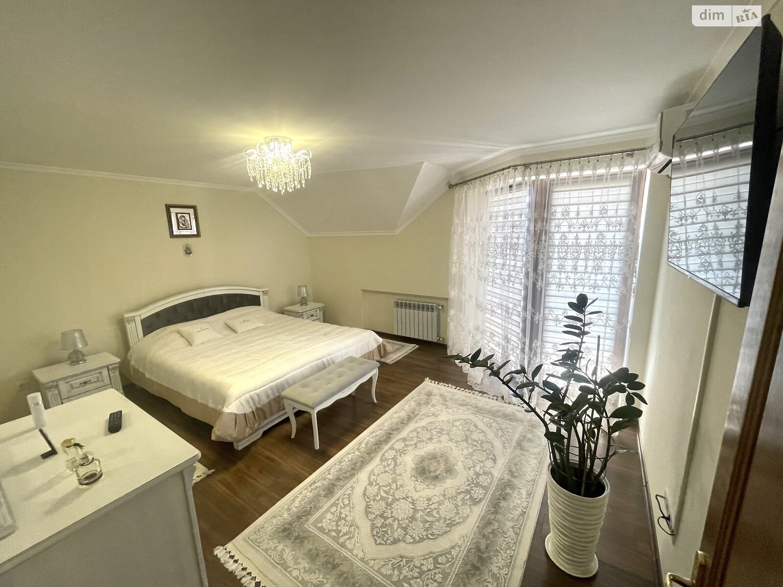 двоповерховий таунхаус, 145 кв. м, цегла. Продаж в Мукачеві, район Центр фото 1 двоповерховий таунхаус, 145 кв. м, цегла. Продаж в Мукачеві, район Центр фото 1