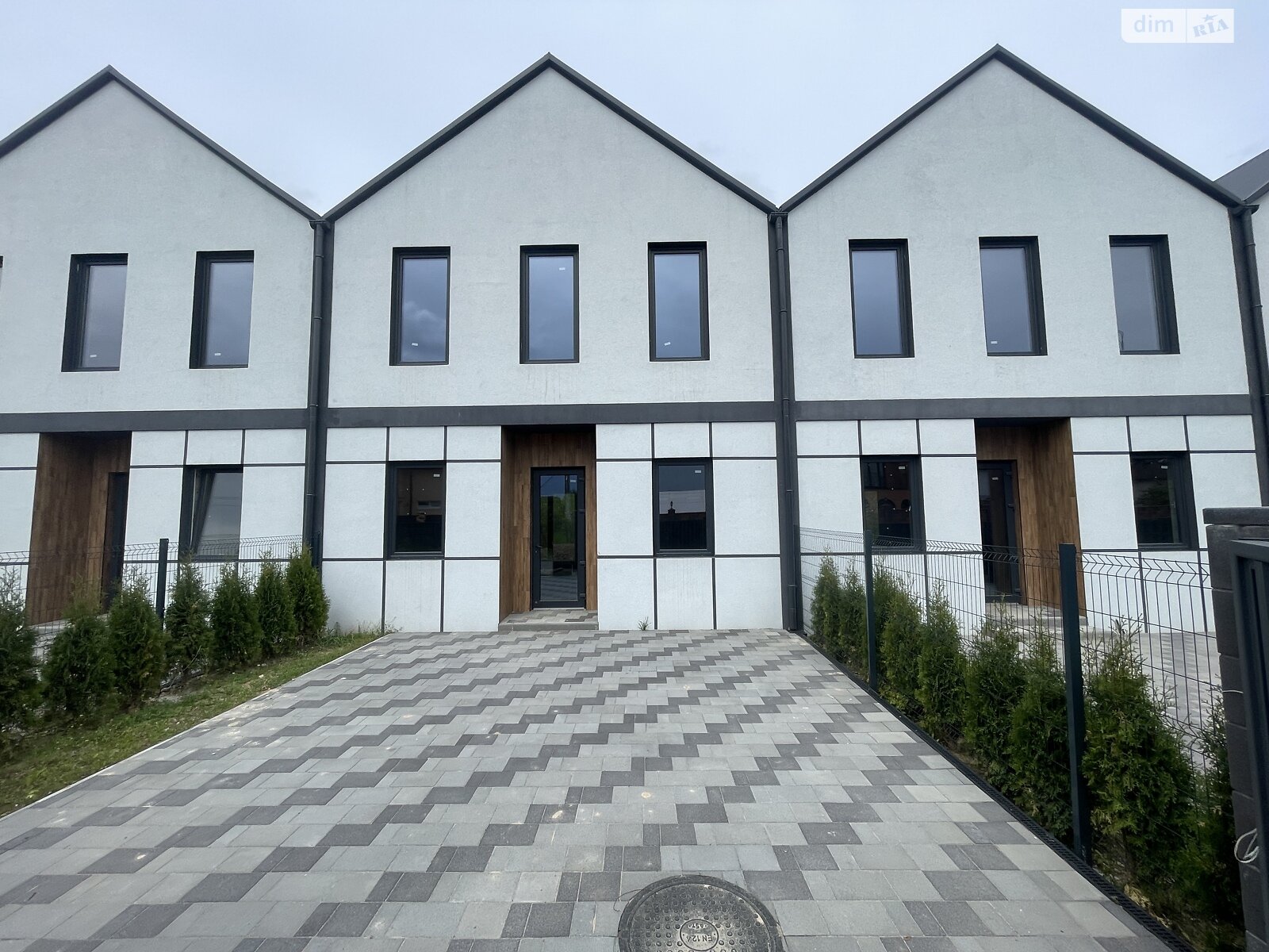 двухэтажный таунхаус, 120 кв. м, газобетон. Продажа в Новом фото 1 двухэтажный таунхаус, 120 кв. м, газобетон. Продажа в Новом фото 1