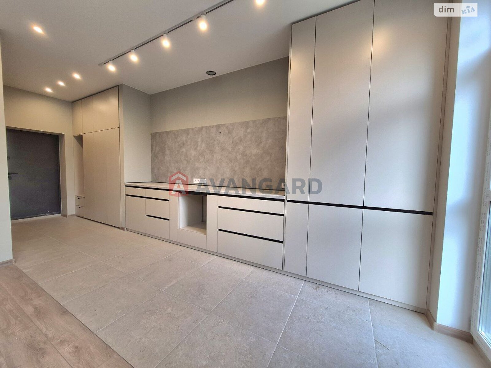 двухэтажный таунхаус, 68 кв. м, газобетон. Продажа в Новых Петровцах фото 1 двухэтажный таунхаус, 68 кв. м, газобетон. Продажа в Новых Петровцах фото 1