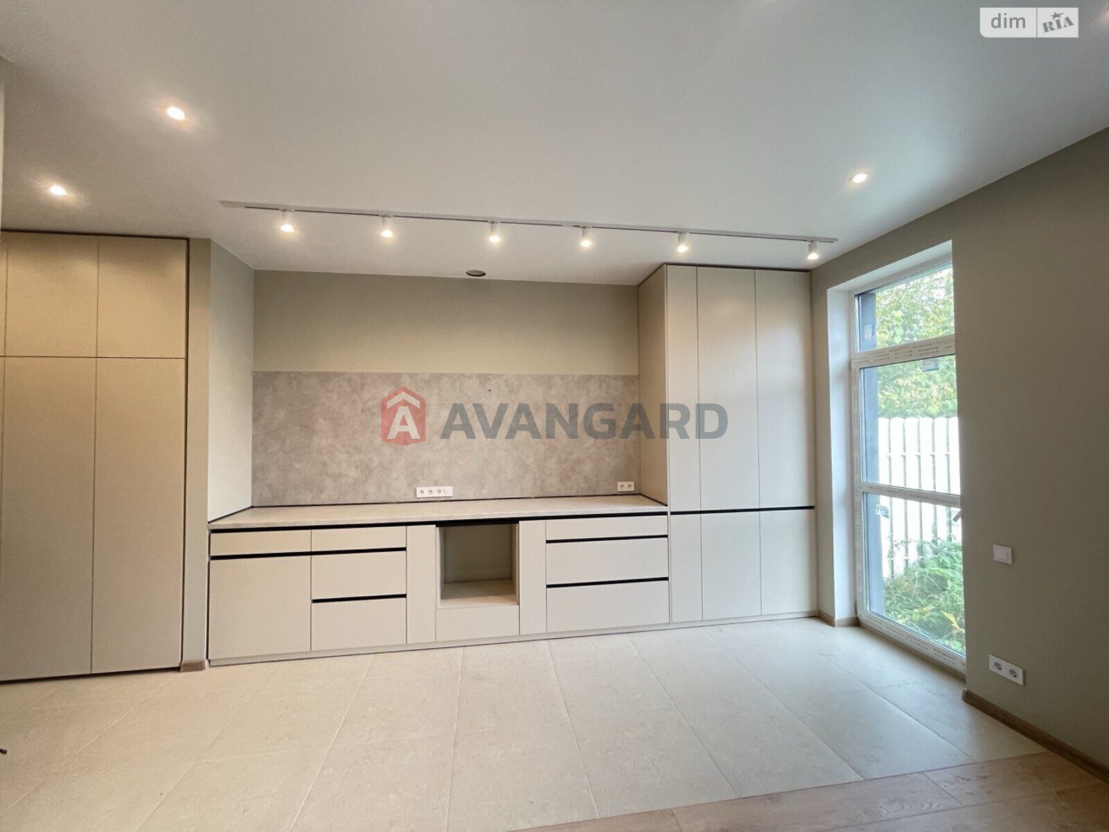 двухэтажный таунхаус, 68 кв. м, газобетон. Продажа в Новых Петровцах фото 1 двухэтажный таунхаус, 68 кв. м, газобетон. Продажа в Новых Петровцах фото 1